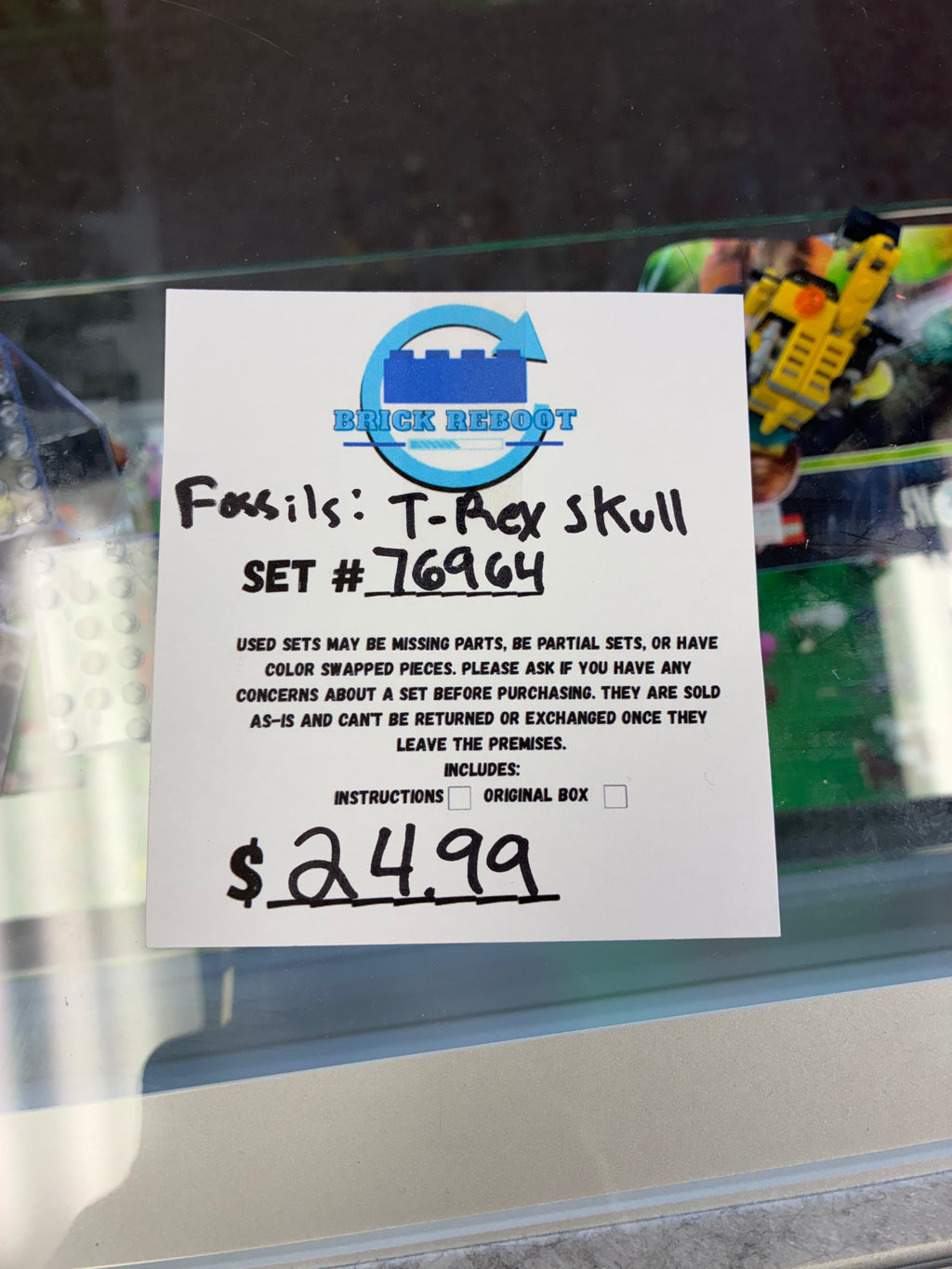 76964 Fossils T-Rex Skull - Used