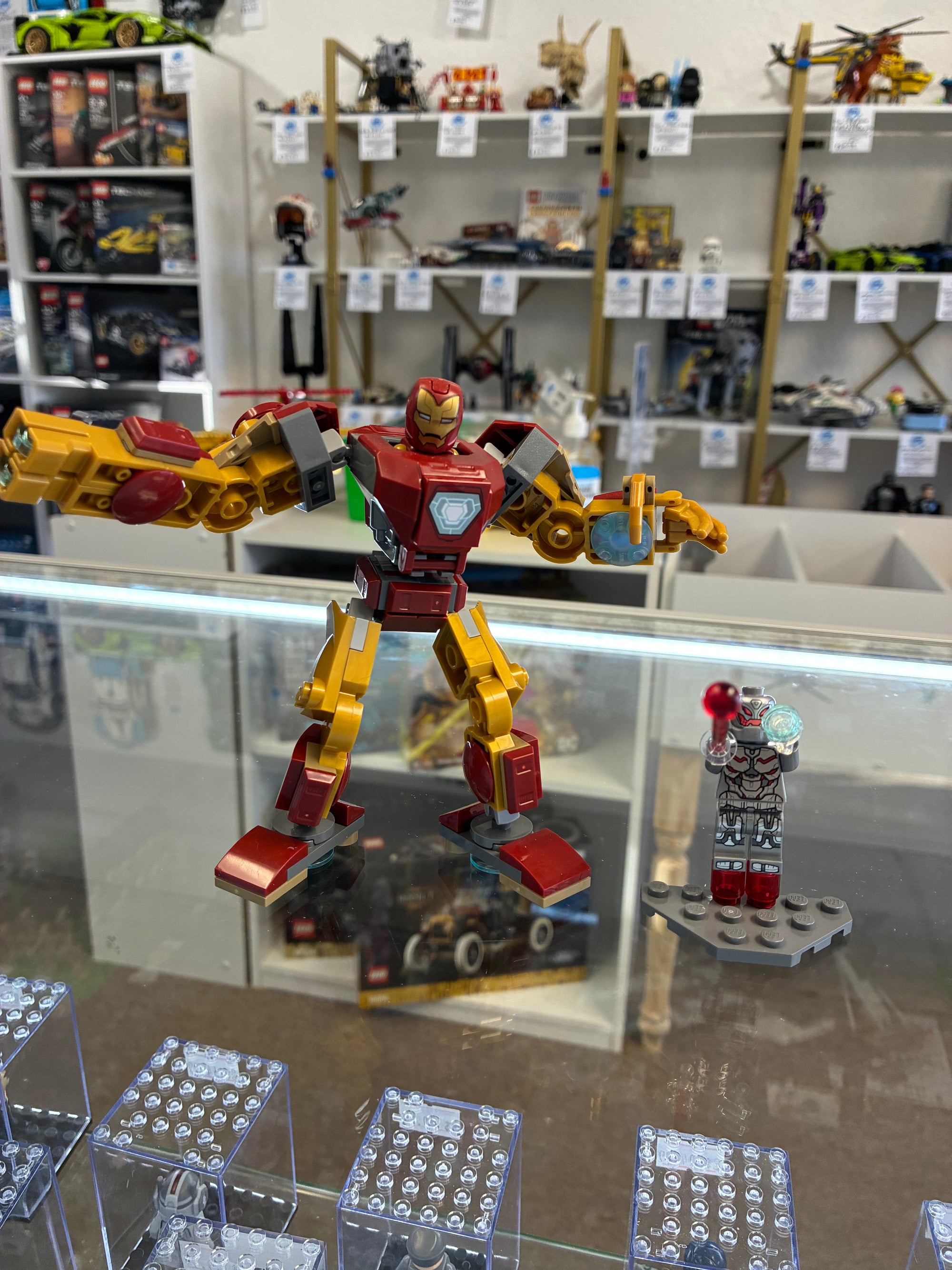 76307 Marvel Iron Man Vs Ultra - Used