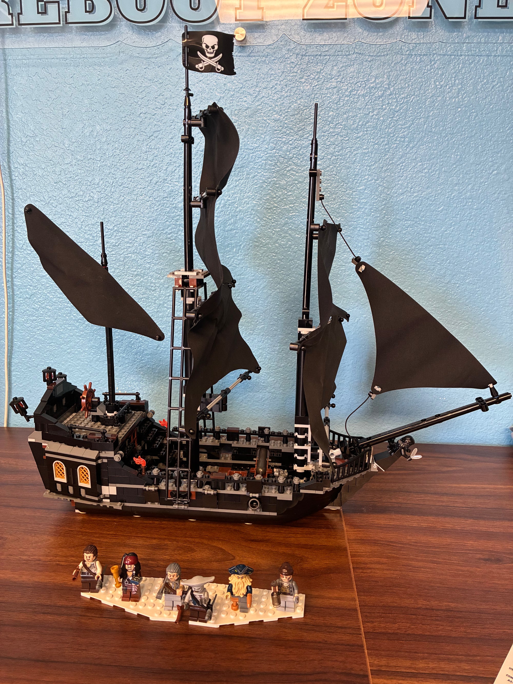 4184 Pirates of the Caribbean The Black Pearl - Used