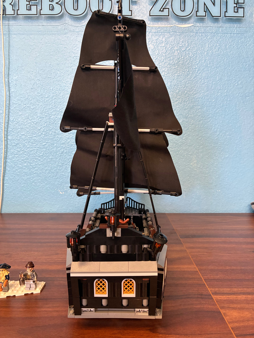 4184 Pirates of the Caribbean The Black Pearl - Used