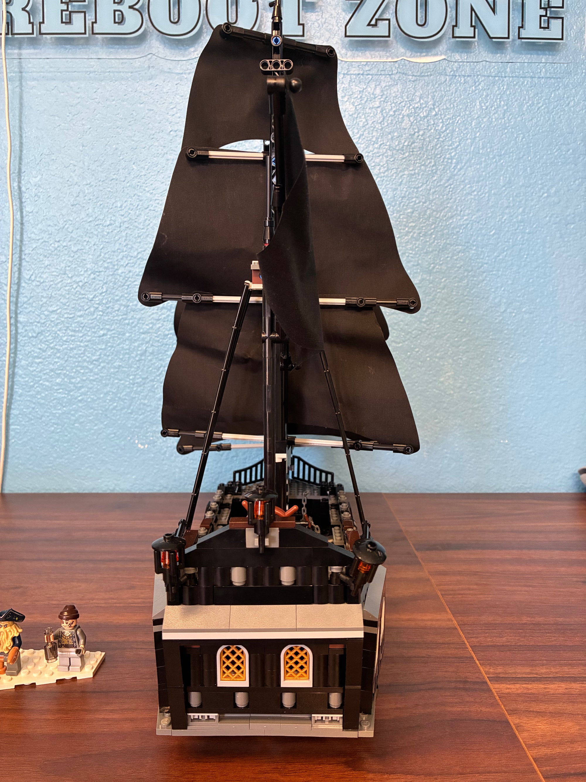 4184 Pirates of the Caribbean The Black Pearl - Used