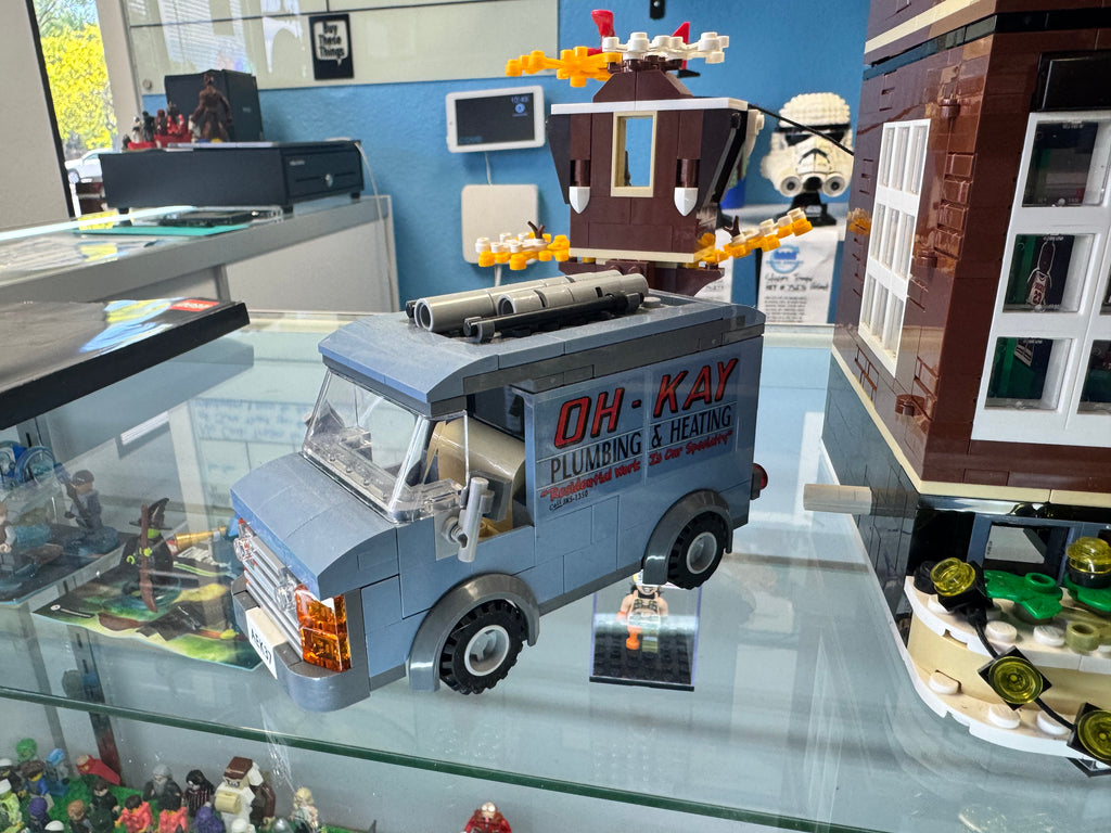 21330 Home Alone House *MISSING 4 Figs* - Used