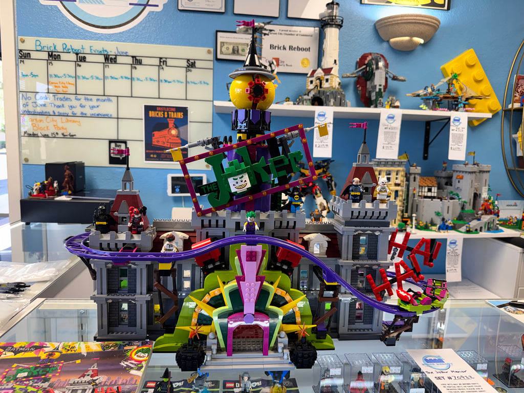 70922 The Joker Manor *MISSING 3 Figs* - Used