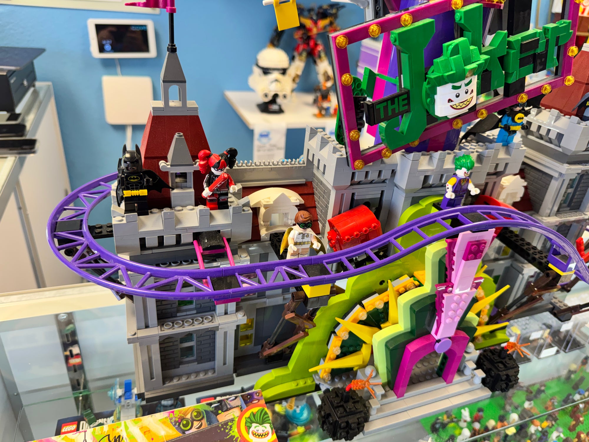 70922 The Joker Manor *MISSING 3 Figs* - Used