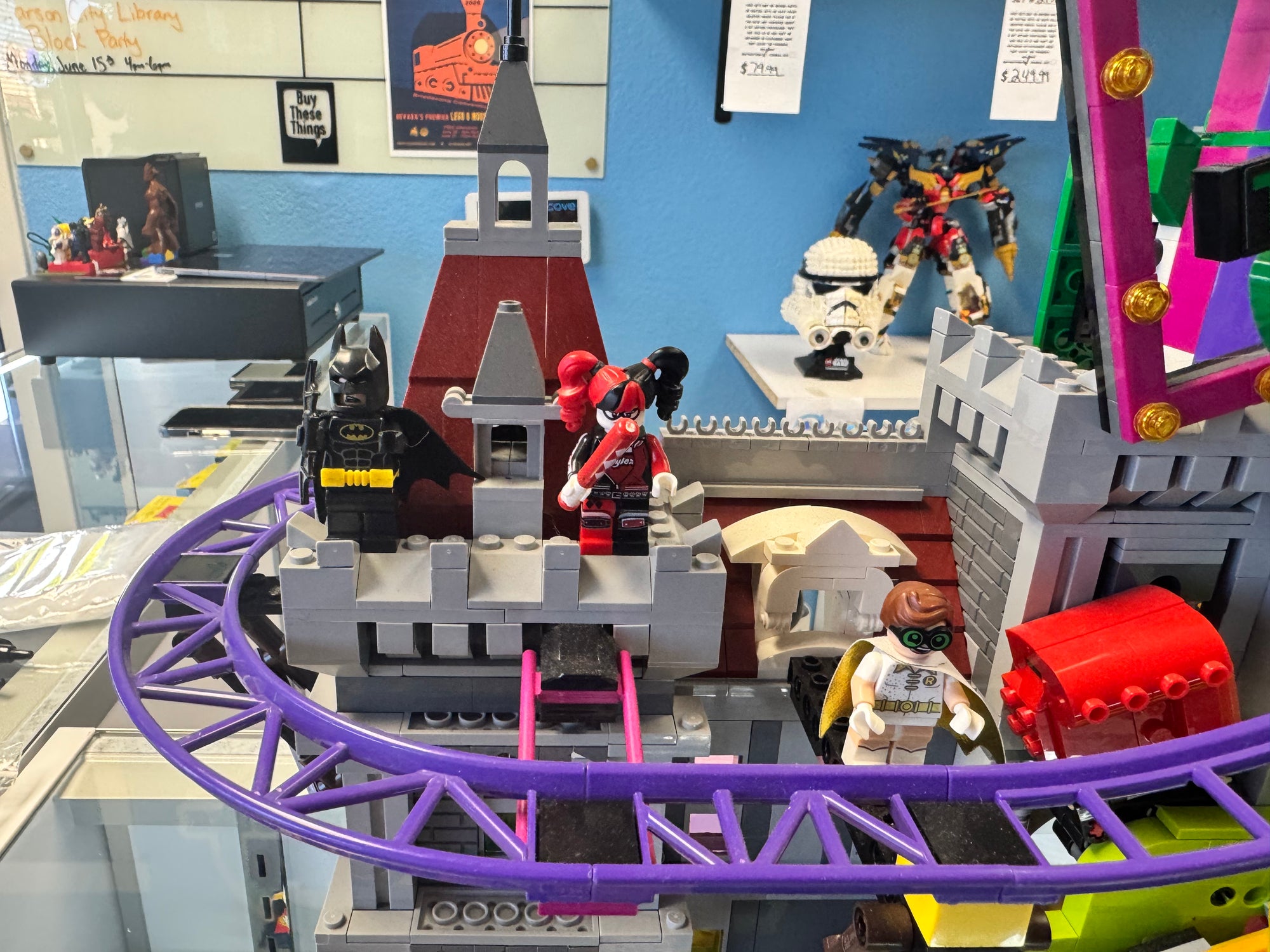 70922 The Joker Manor *MISSING 3 Figs* - Used