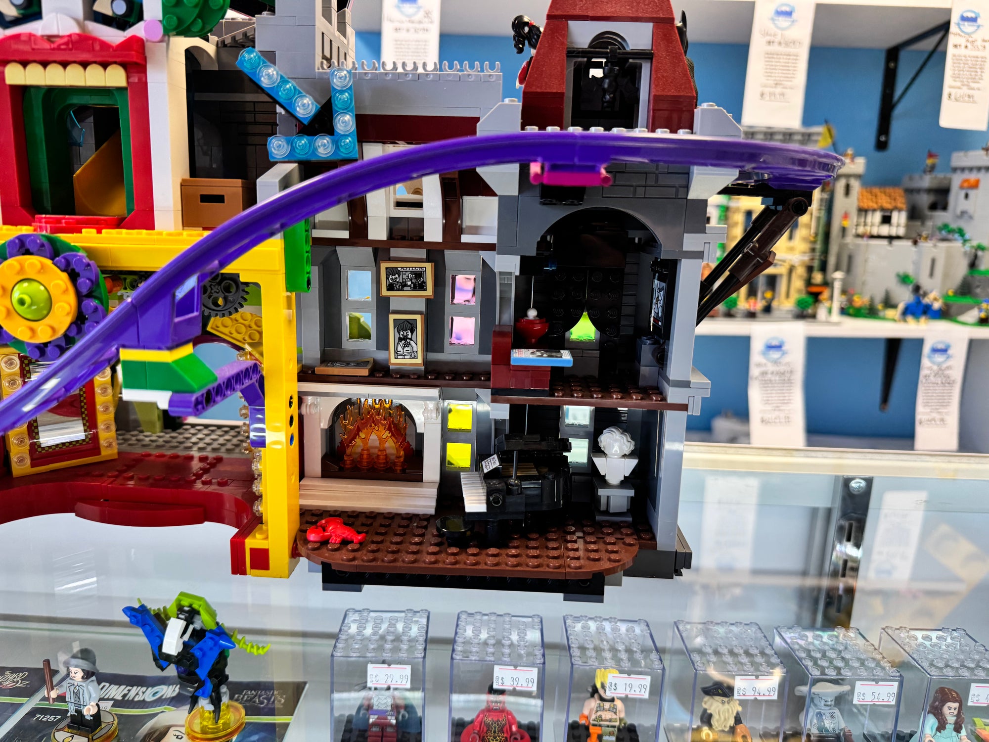 70922 The Joker Manor *MISSING 3 Figs* - Used