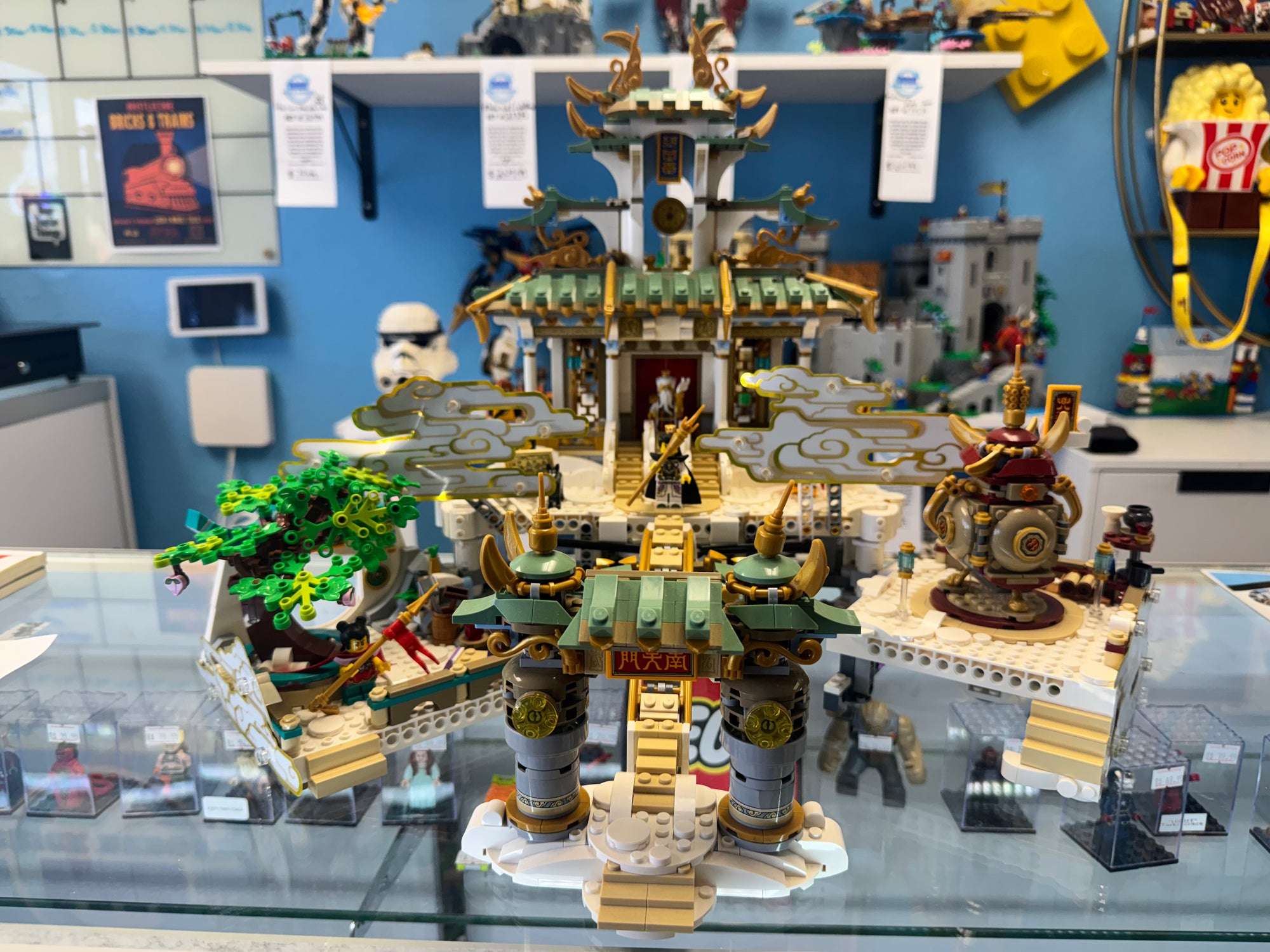 80039 The Heavenly Realms *MISSING MONKIE KID* - Used