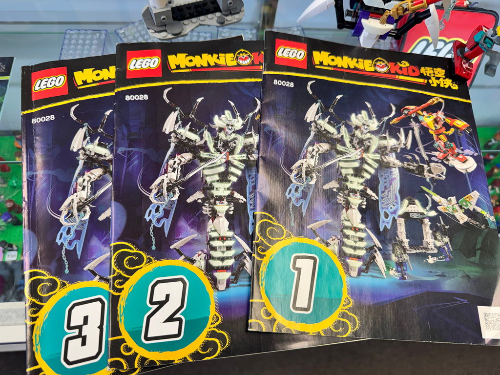 80028 The Bone Demon * MISSING 2 FIGS* - Used