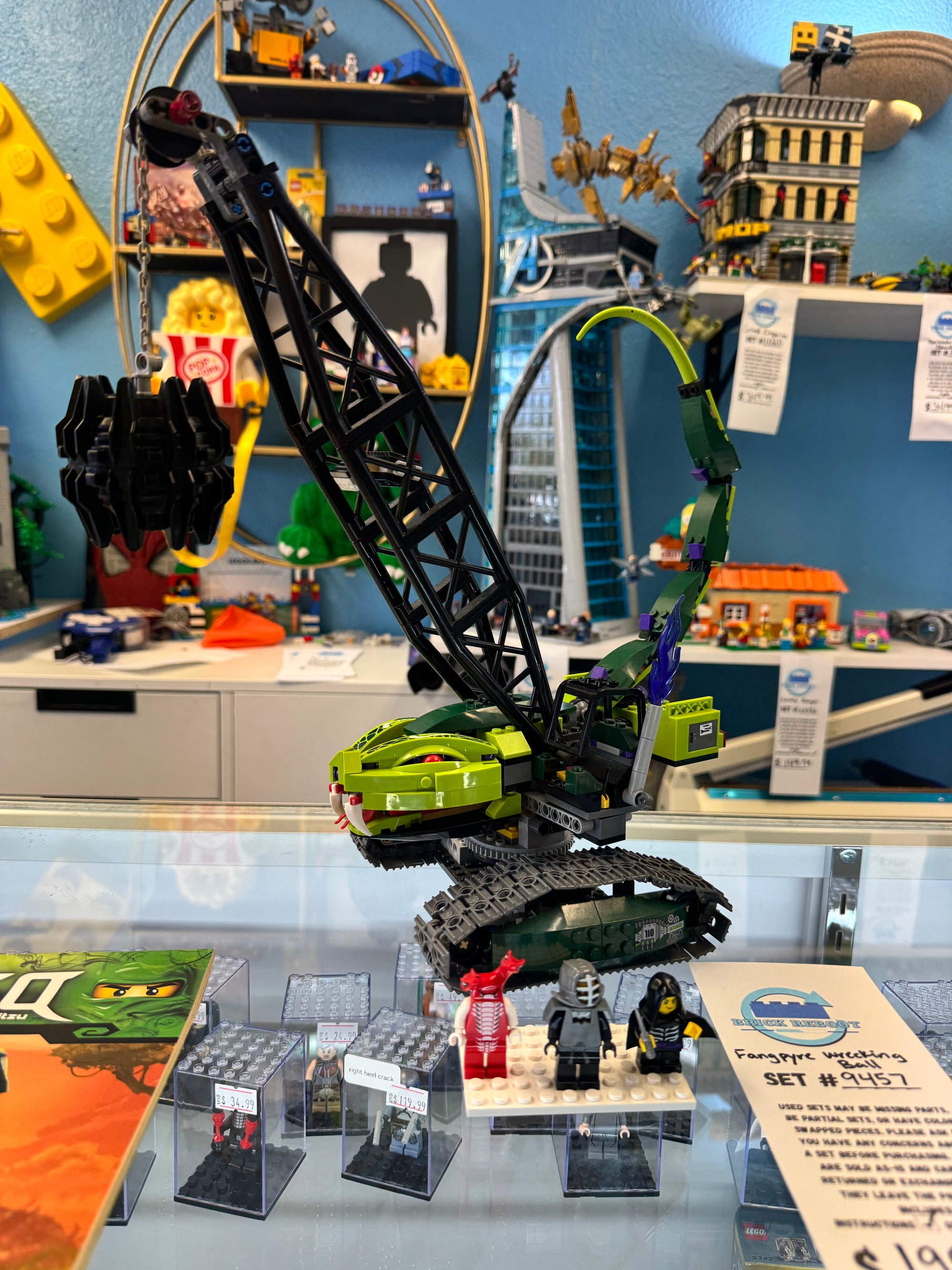 9457 Fangpyre Wrecking Ball - Used