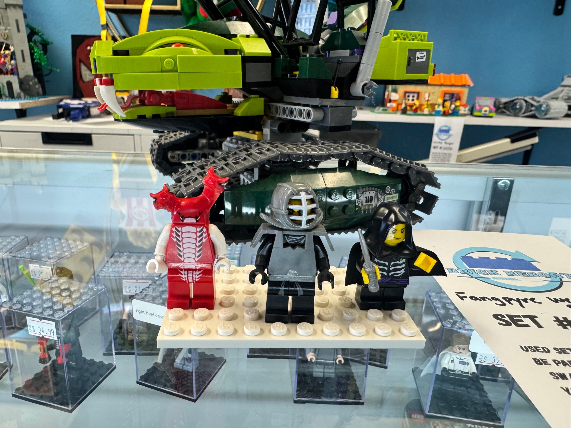 9457 Fangpyre Wrecking Ball - Used