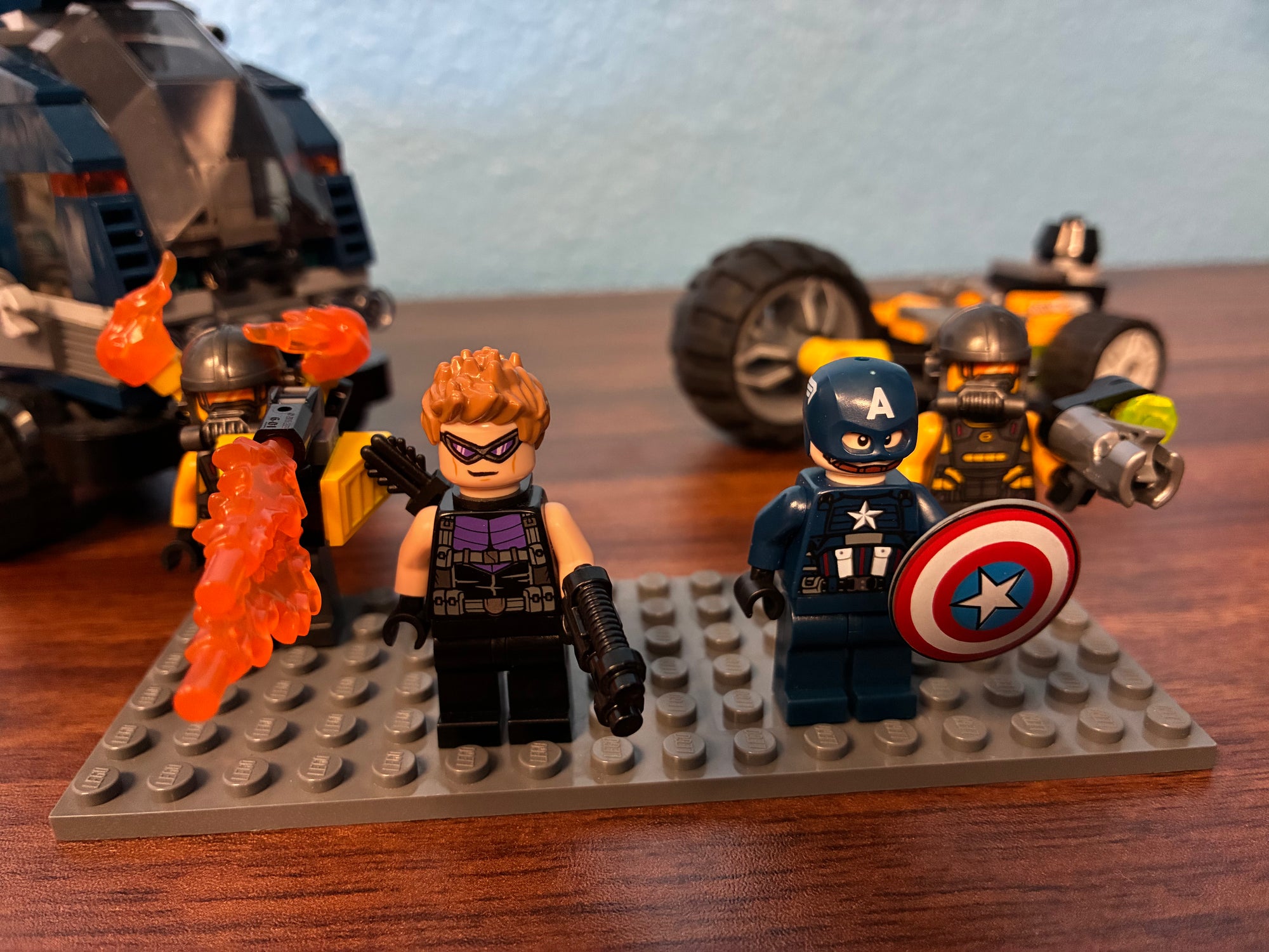 76143 Marvel Avengers Truck Takedown - Used