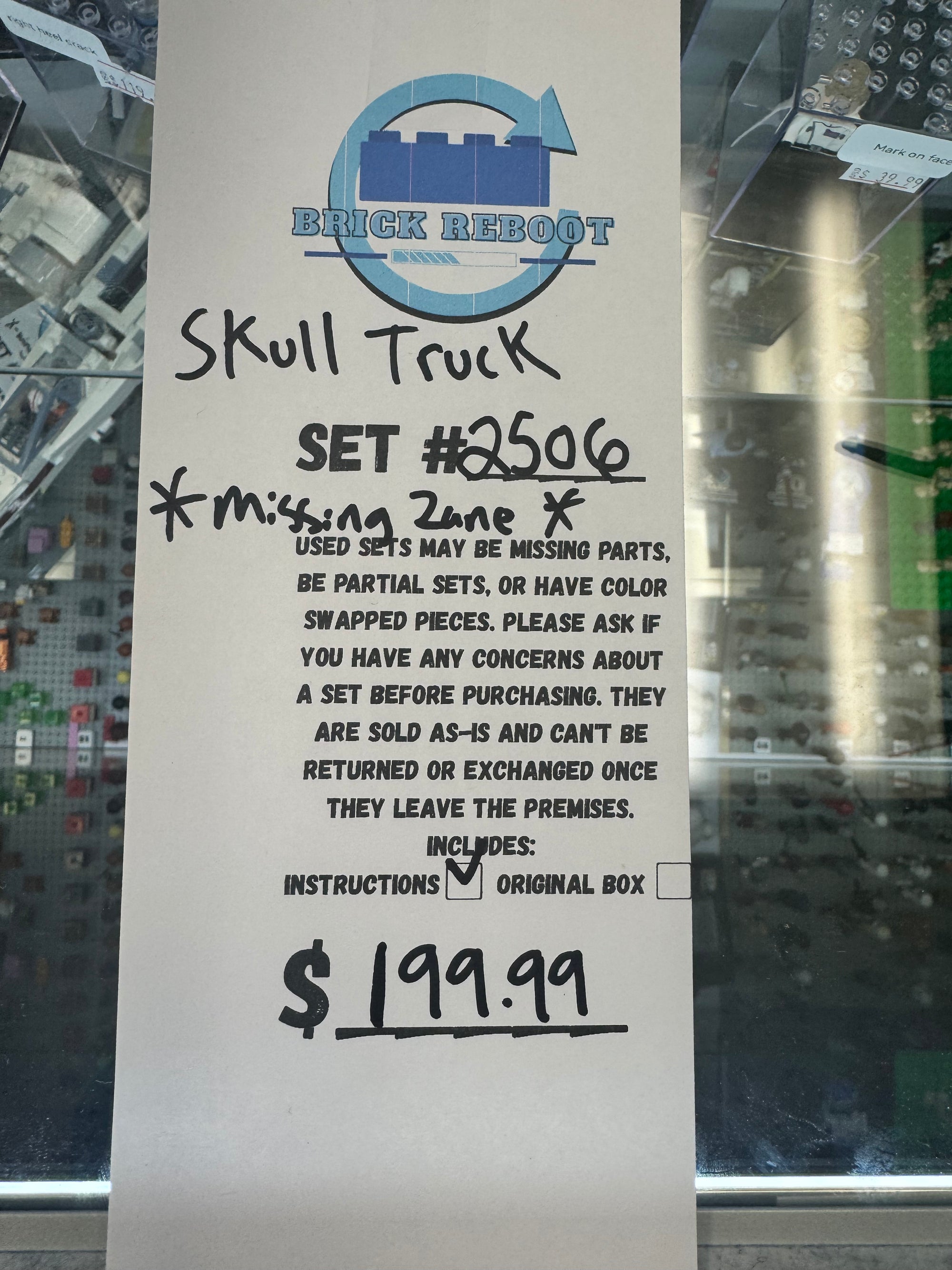 2506 Skull Truck *MISSING ZANE*  *YELLOWING ON Skeleton head* - Used