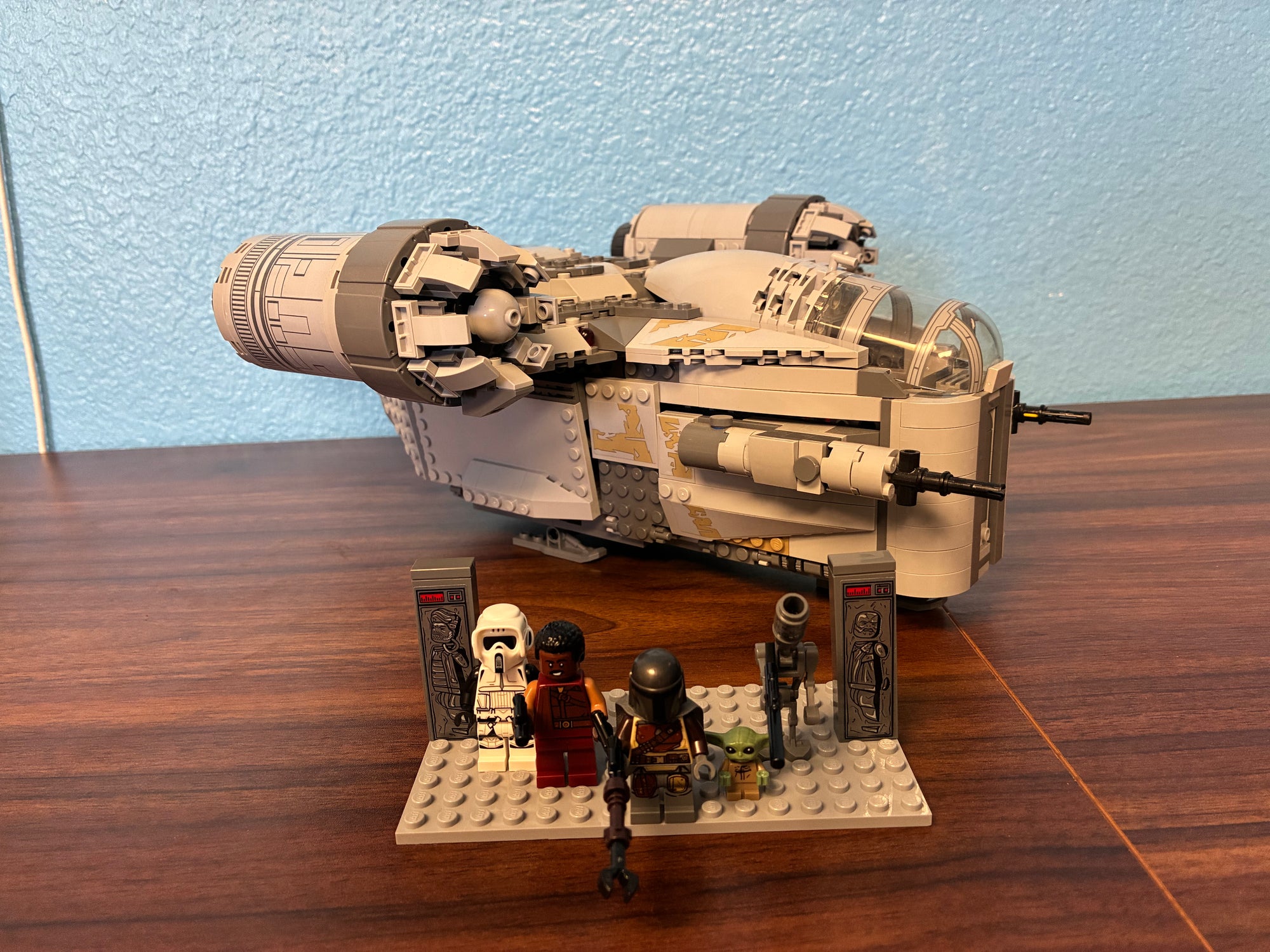 75292 Star Wars The Razor Crest - Used