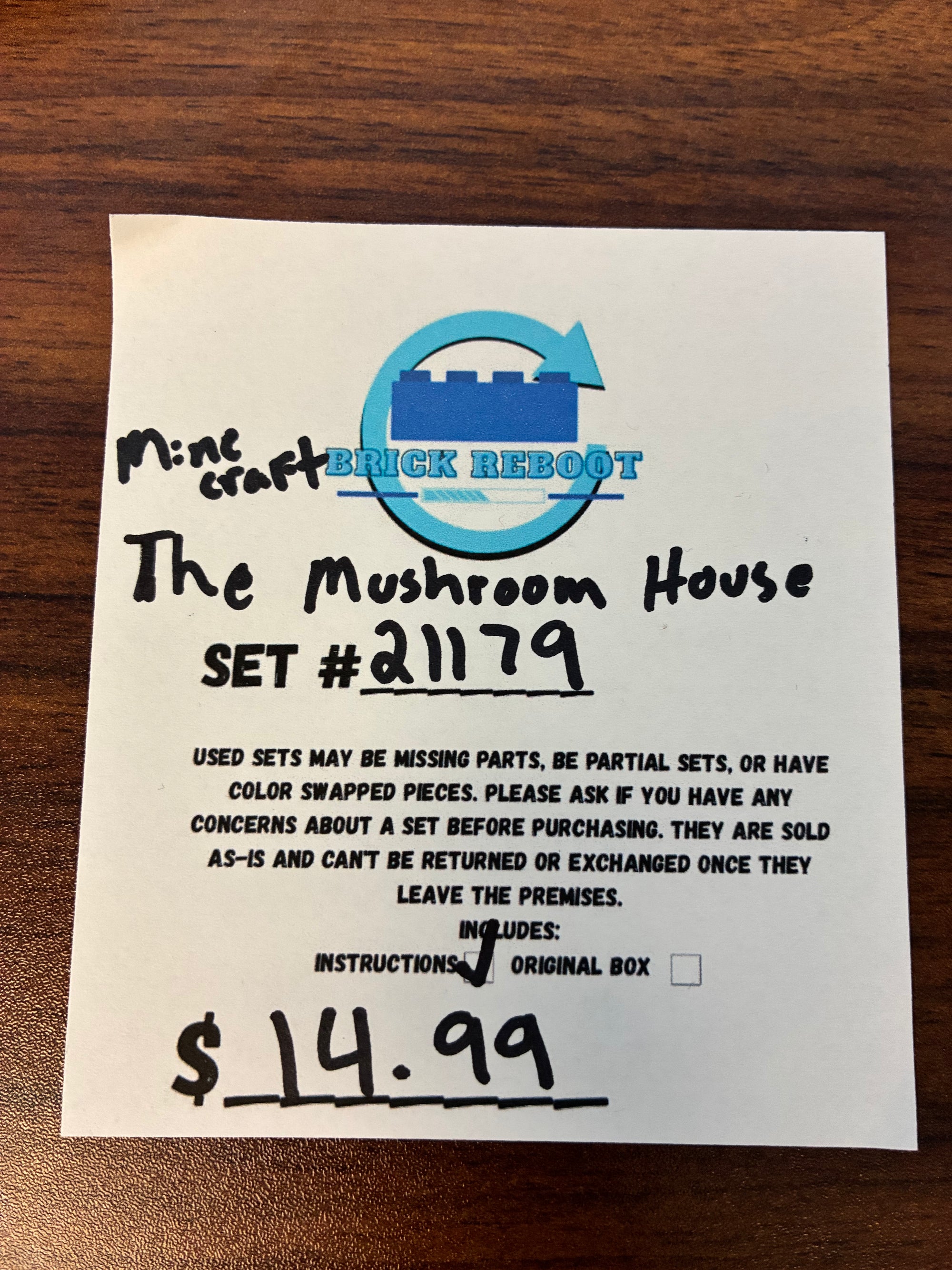 21179 Minecraft The Mushroom House - Used