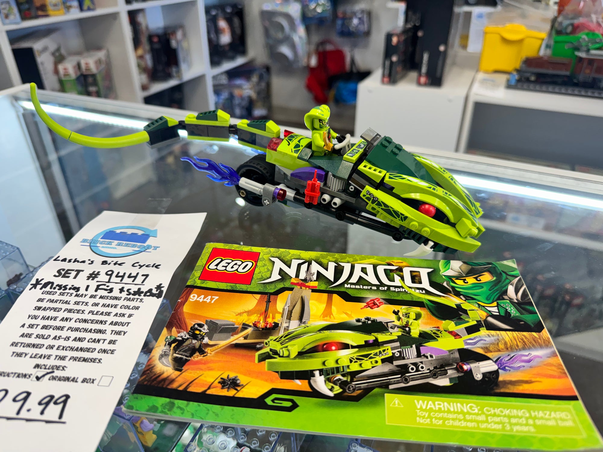 9447 Lasha’s Bite Cycle *MISSING 1 fig plus side build* - Used