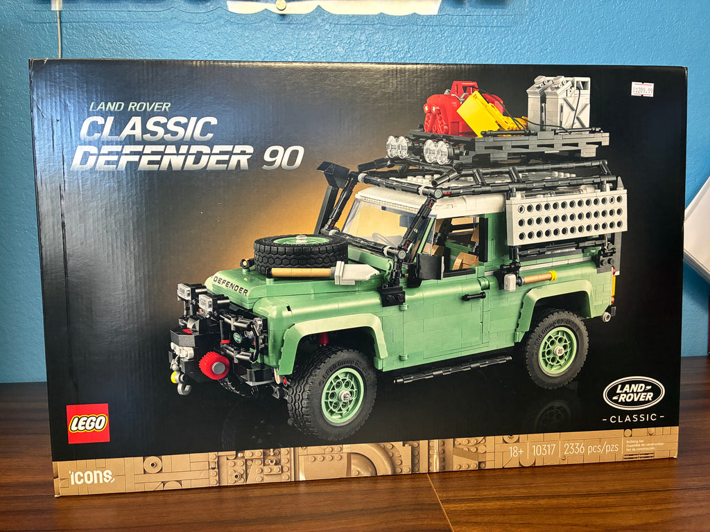 10317 Technic Land Rover Classic Defender 90 - Sealed