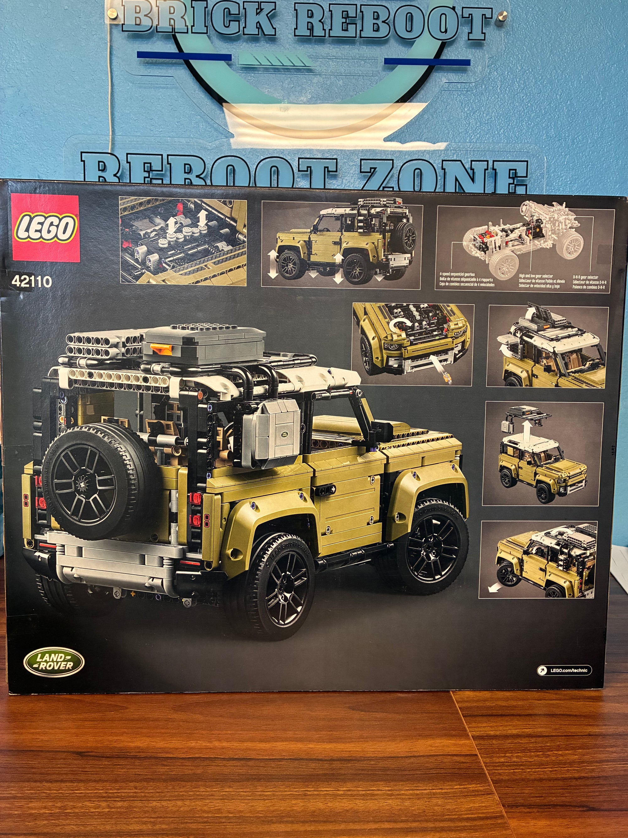 42110 Technic Land Rover Defender - Sealed
