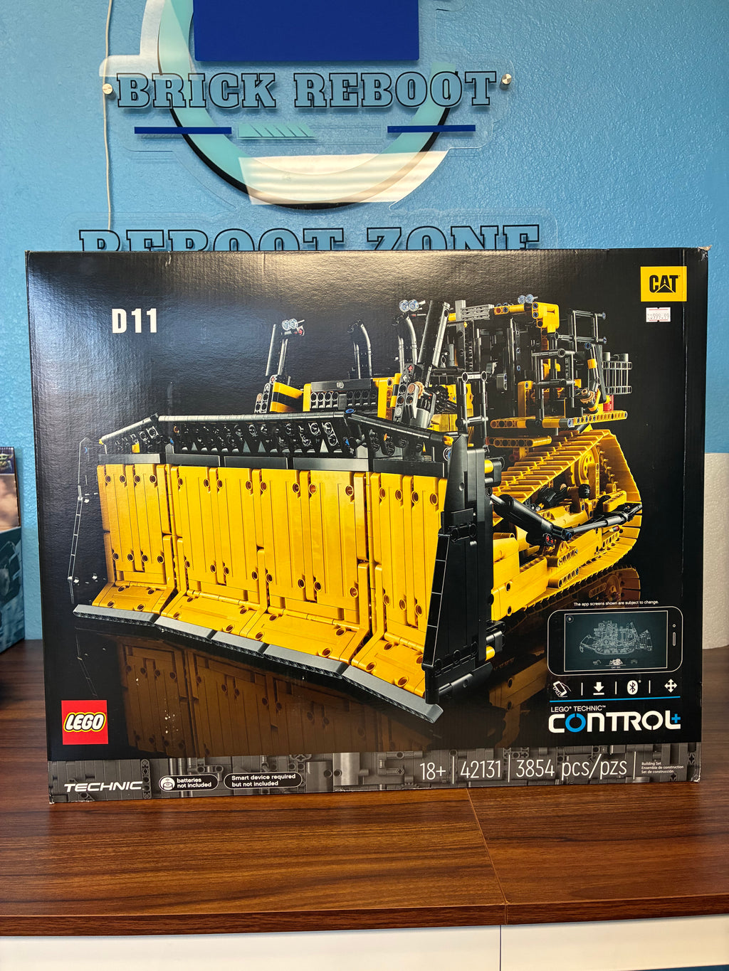 42131 Technic D11 CAT - Sealed