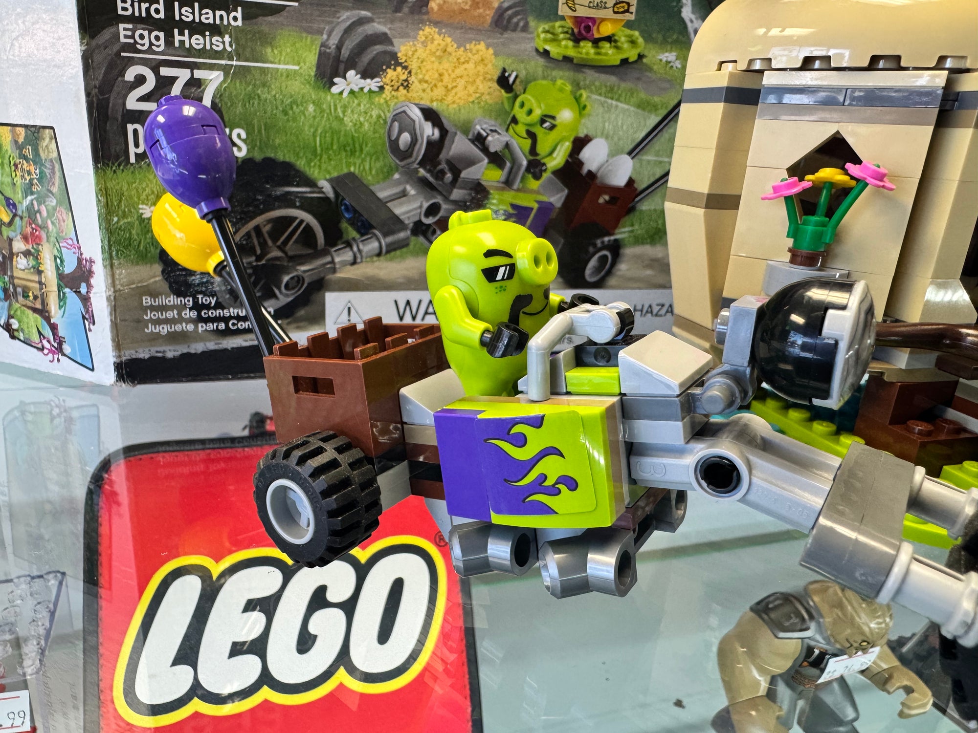 75823 Angry Birds Big Island Egg Heist - Used
