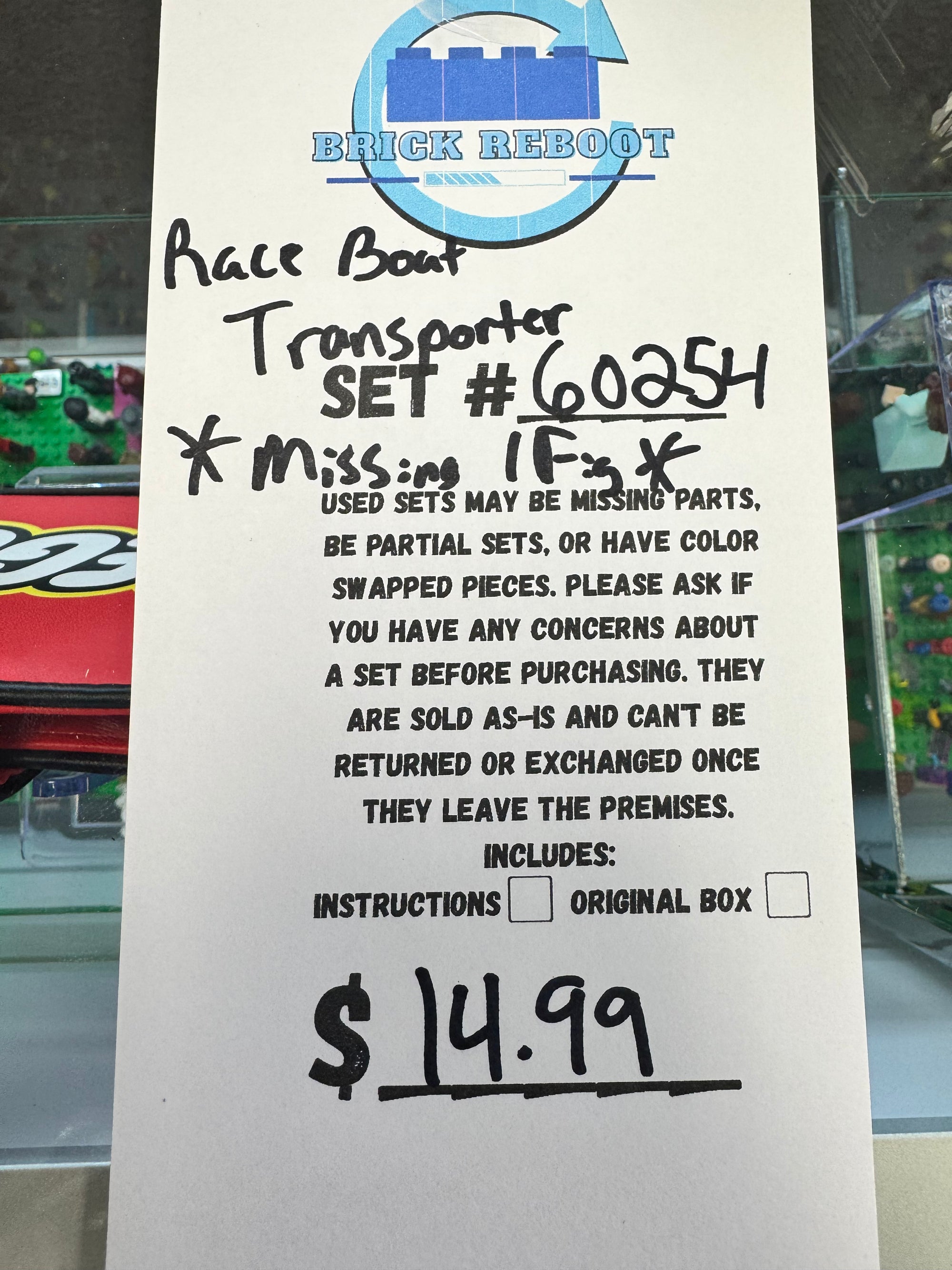 60254 Race Boat Transporter - *MISSING 1 FIG* - Used