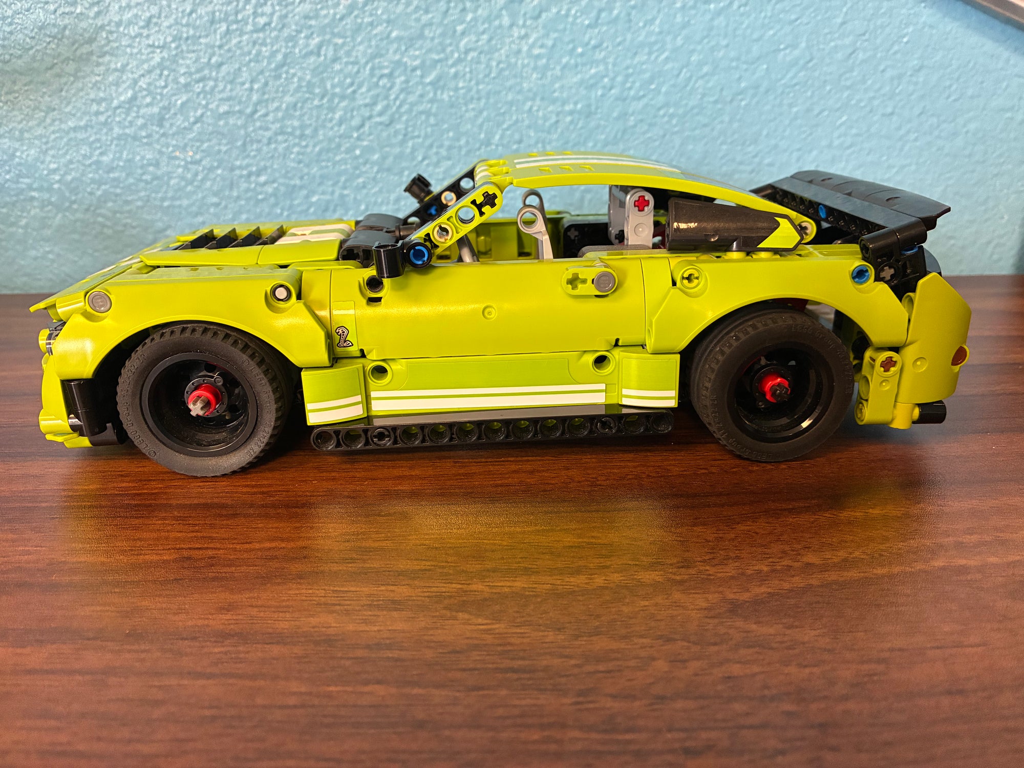 42138 Technic Ford Mustang Shelby GT500 - Used