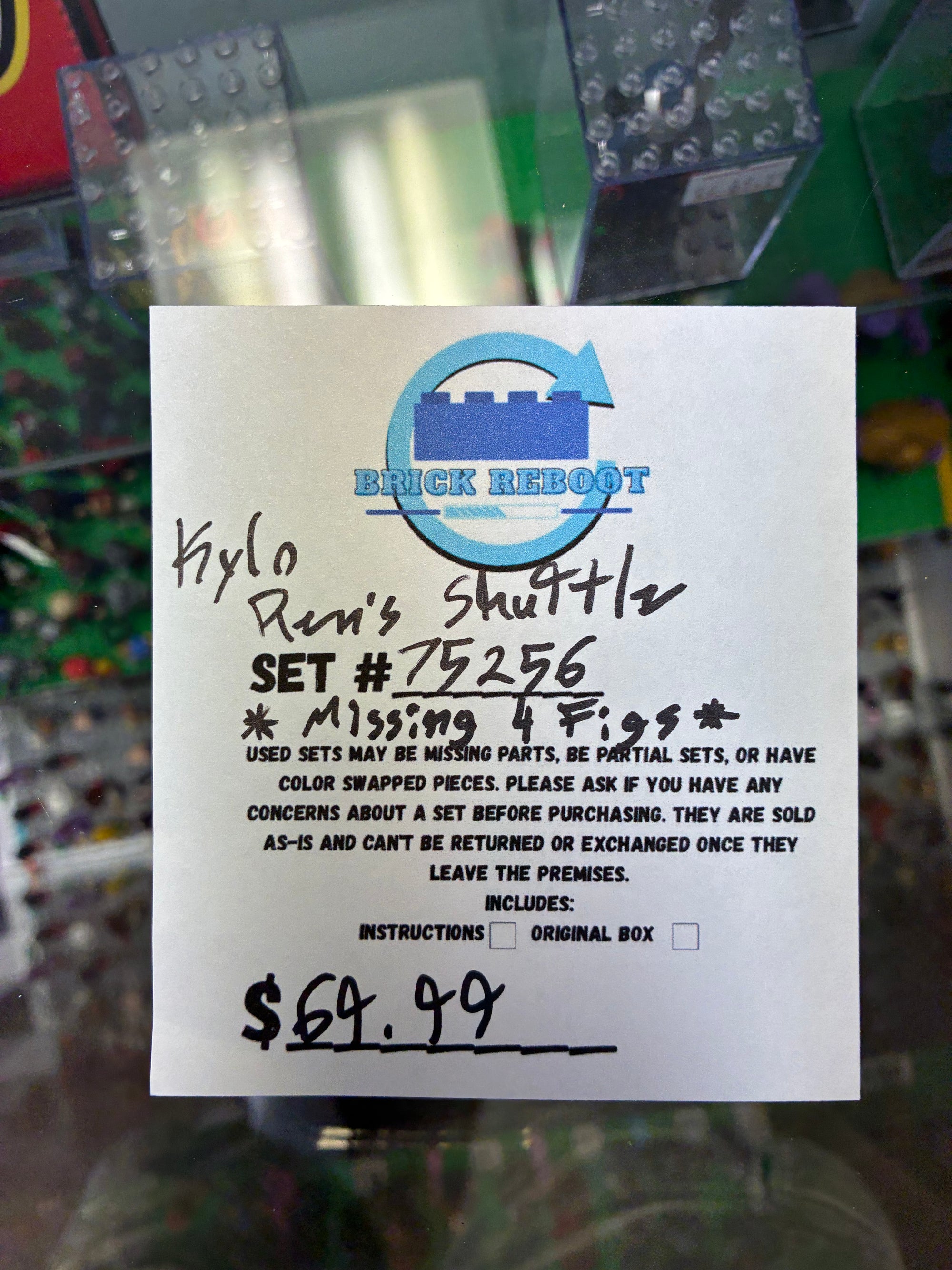 75256 Star Wars: Kylo Ren’s Shuttle - Used *MISSING 4 FIGS*