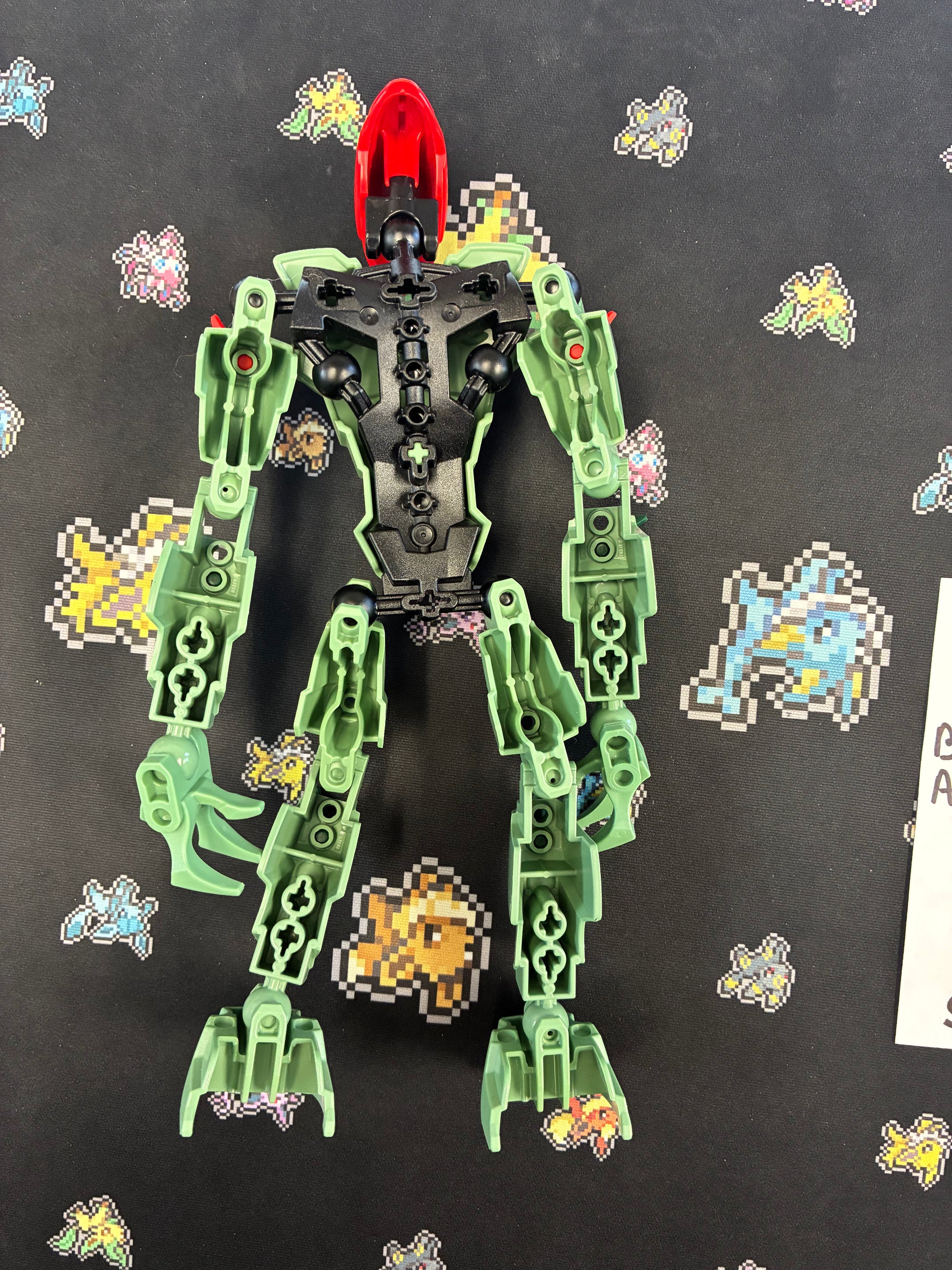8410 Bionicle - Ben 10 Alien Force SwampFire - Used