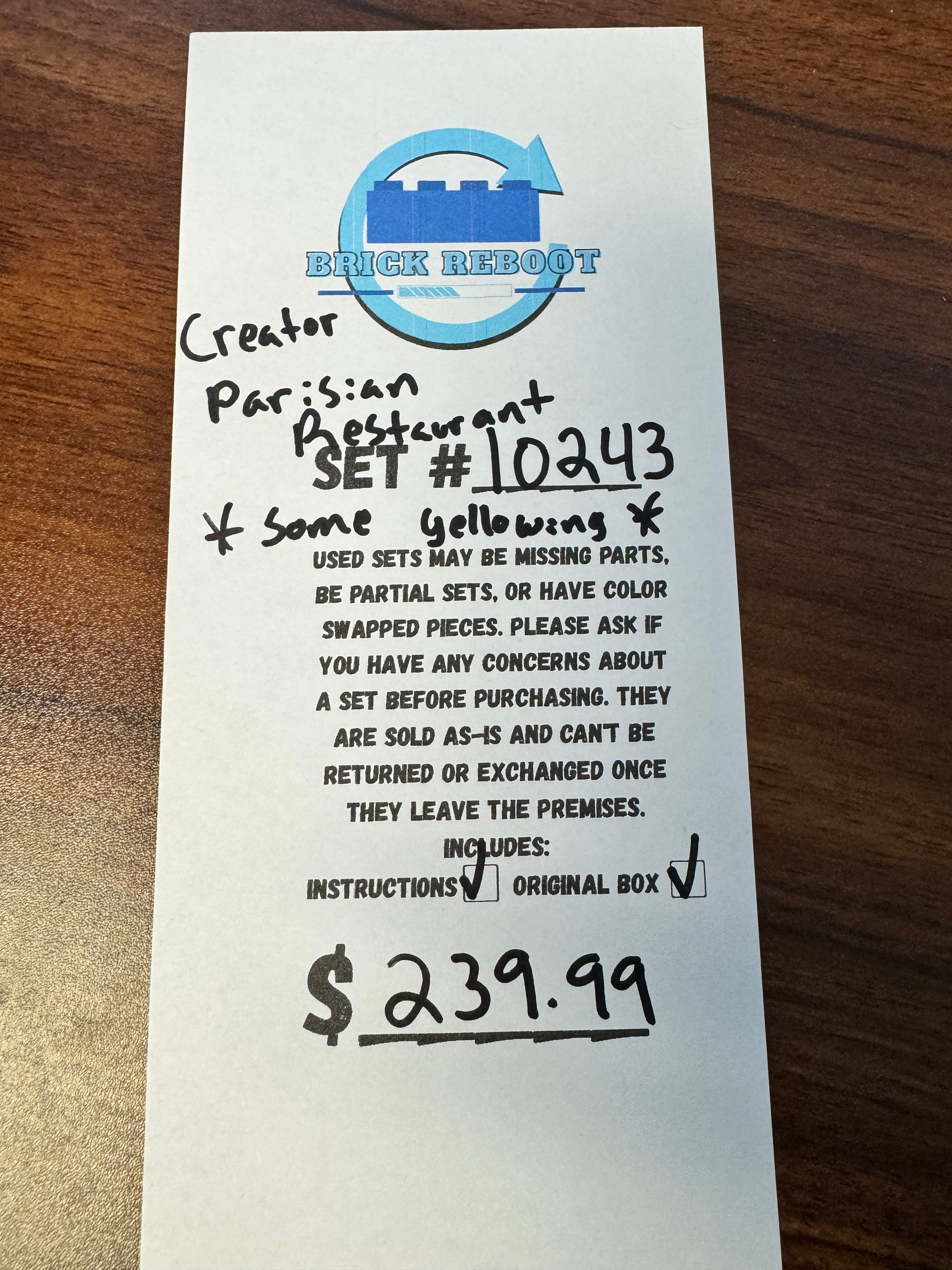 10243 Creator Modular Parisian Restaurant *Some Yellowing* - Used