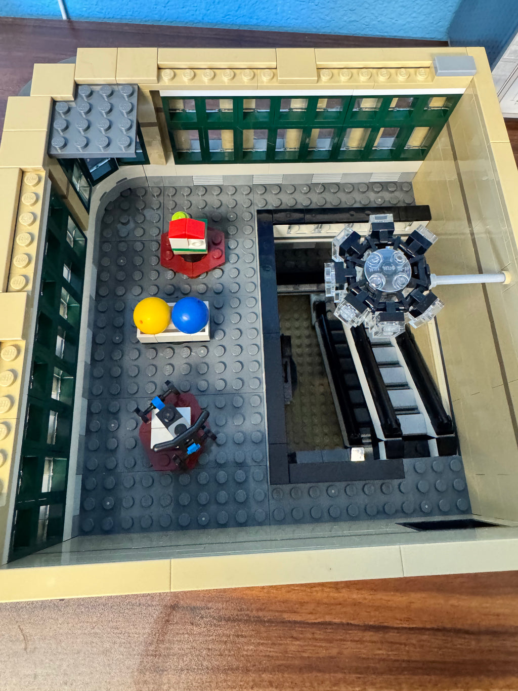 10211 Modular Grand Emporium - Used