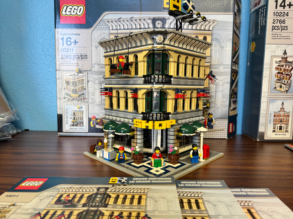 10211 Modular Grand Emporium - Used