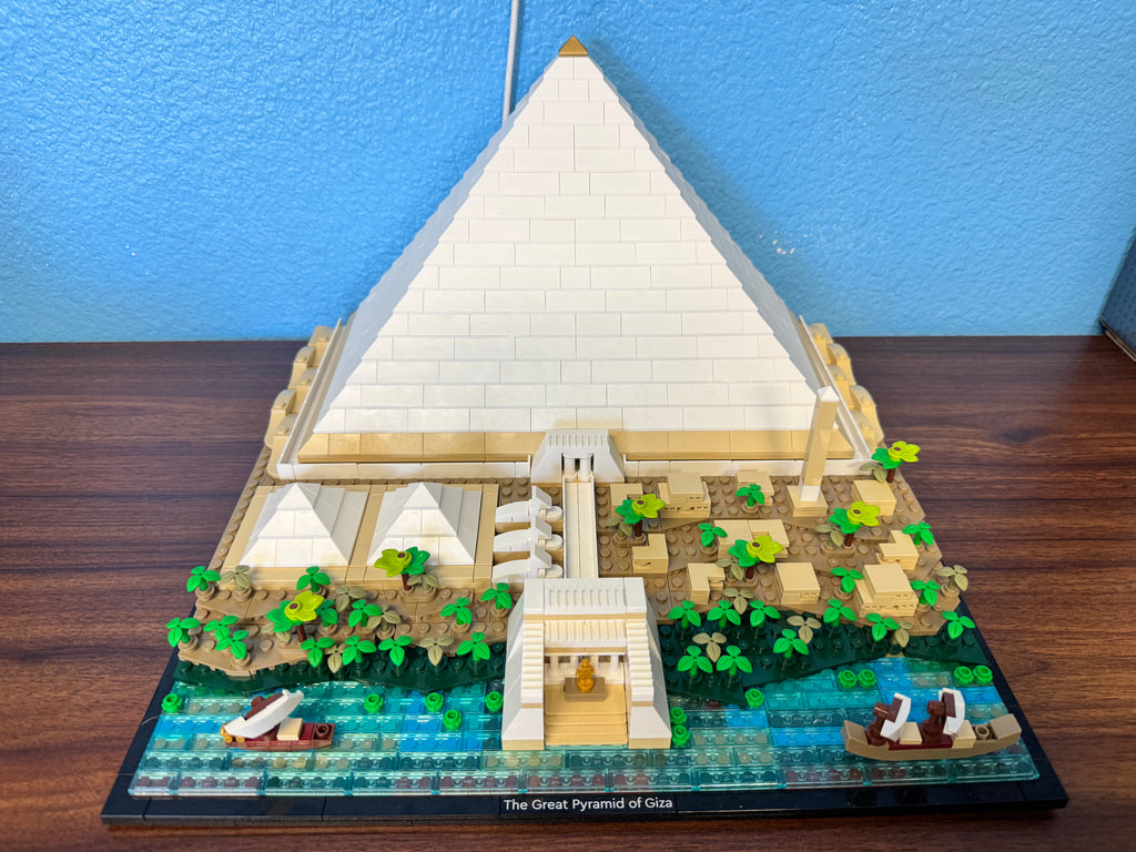 21058 Architecture The Great Pyramid of Giza - Used
