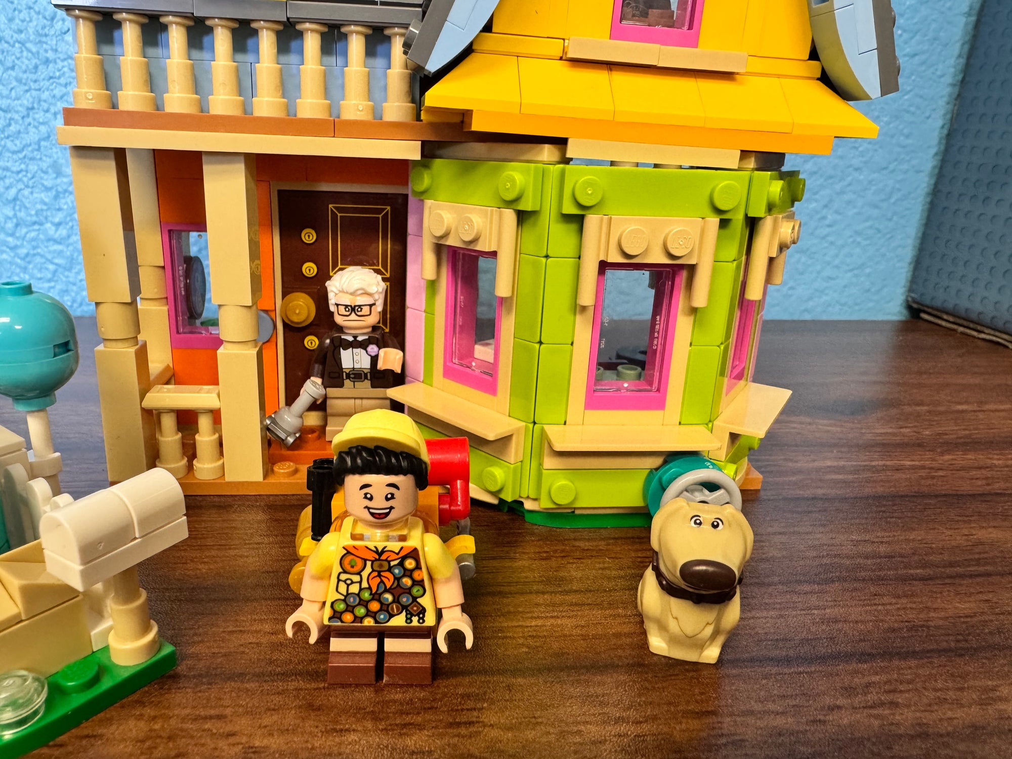 43217 Disney Up House - Used