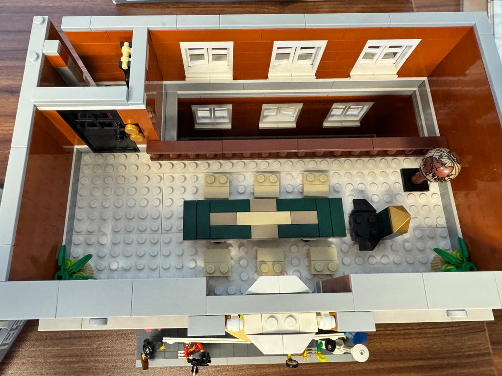 10224 Creator Modular Town Hall - Used