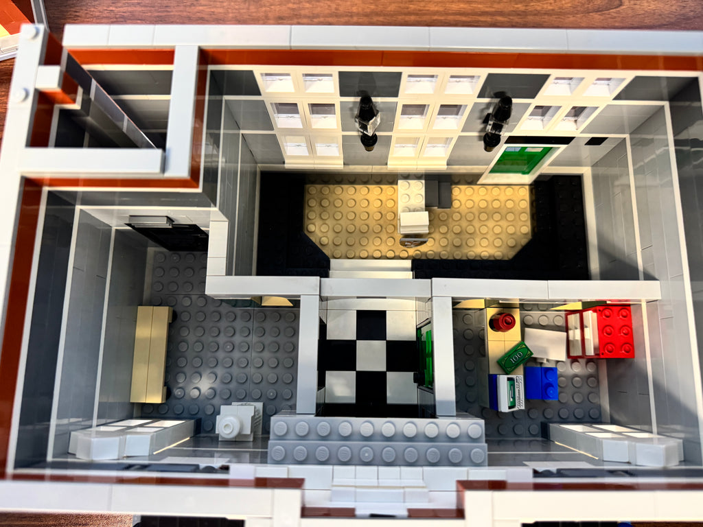10224 Creator Modular Town Hall - Used