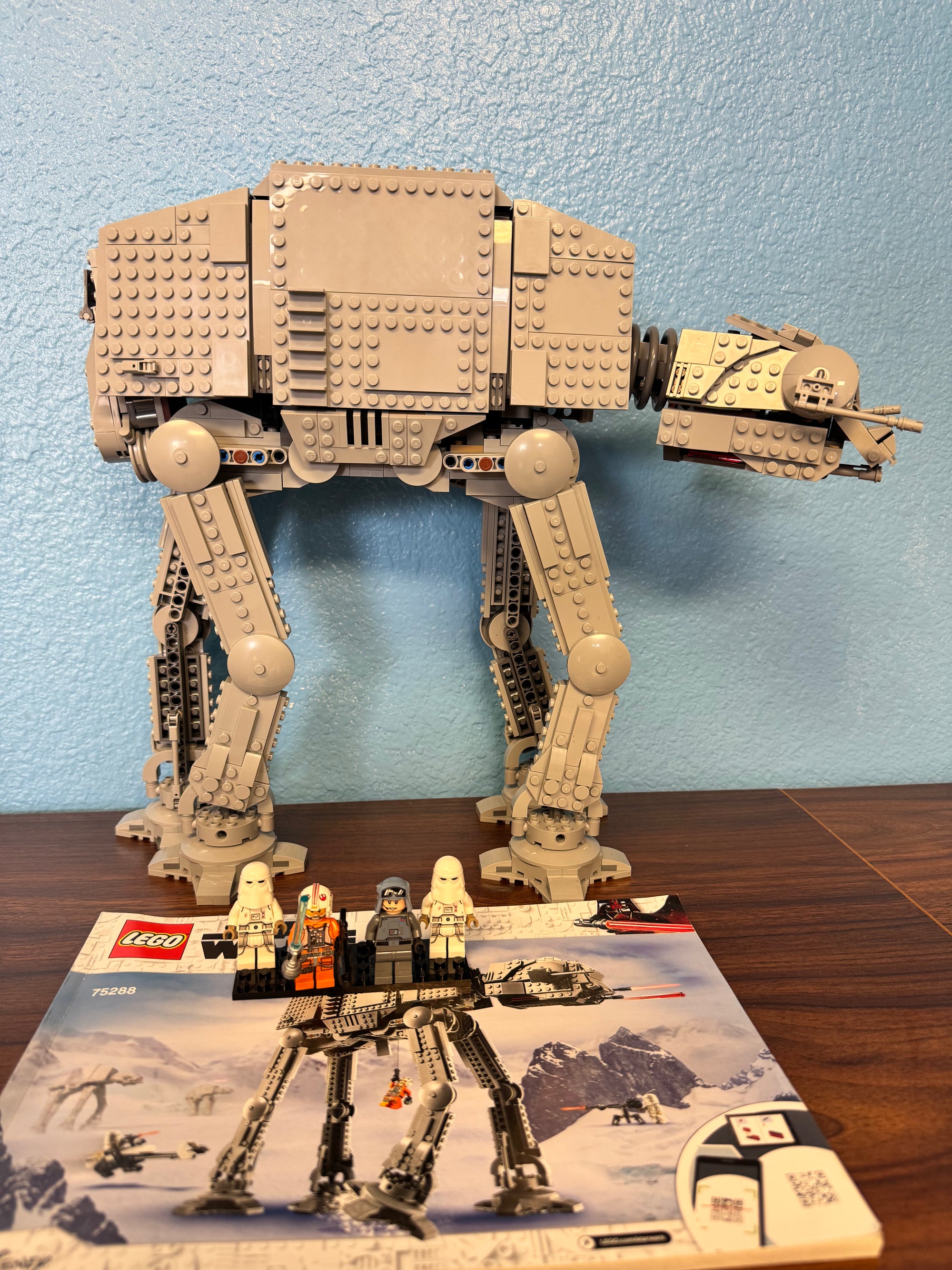 75288 AT-AT *MISSING 2 FIGS, and Speeder* - Used