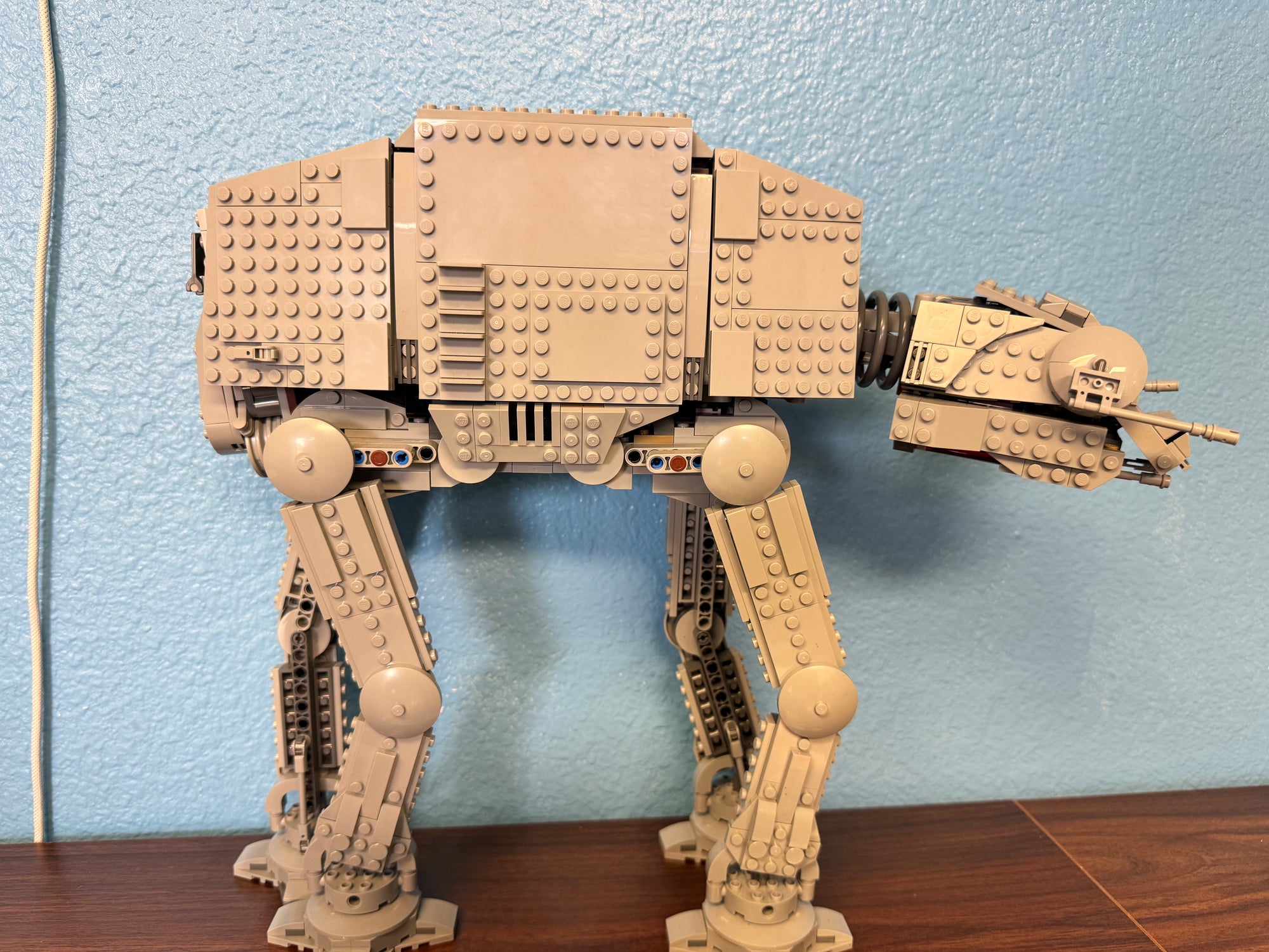 75288 AT-AT *MISSING 2 FIGS, and Speeder* - Used