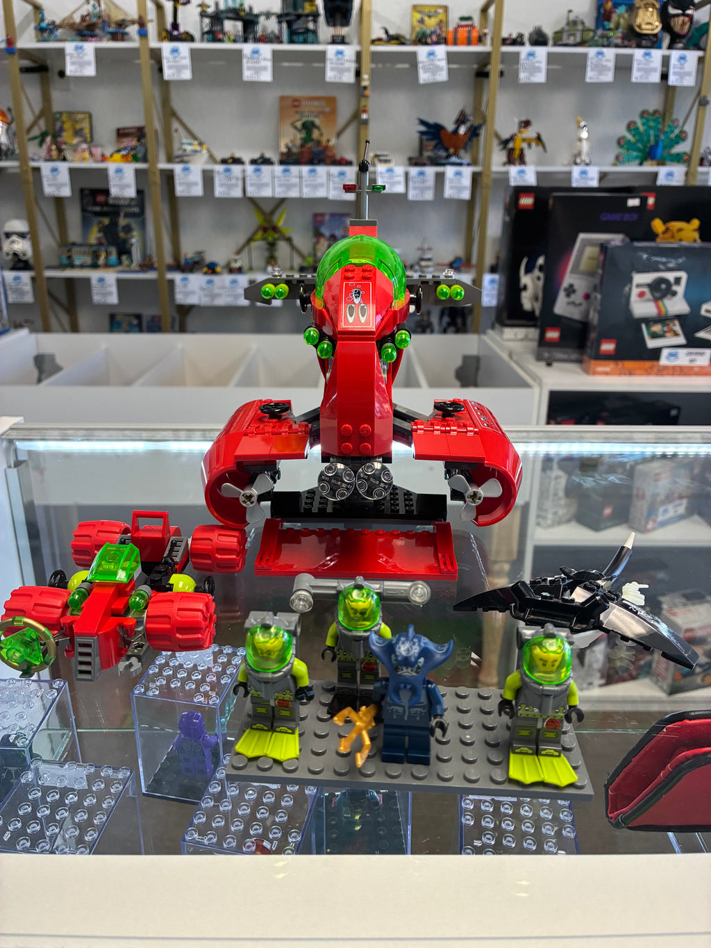 8075 Atlantis Neptune Carrier - Used
