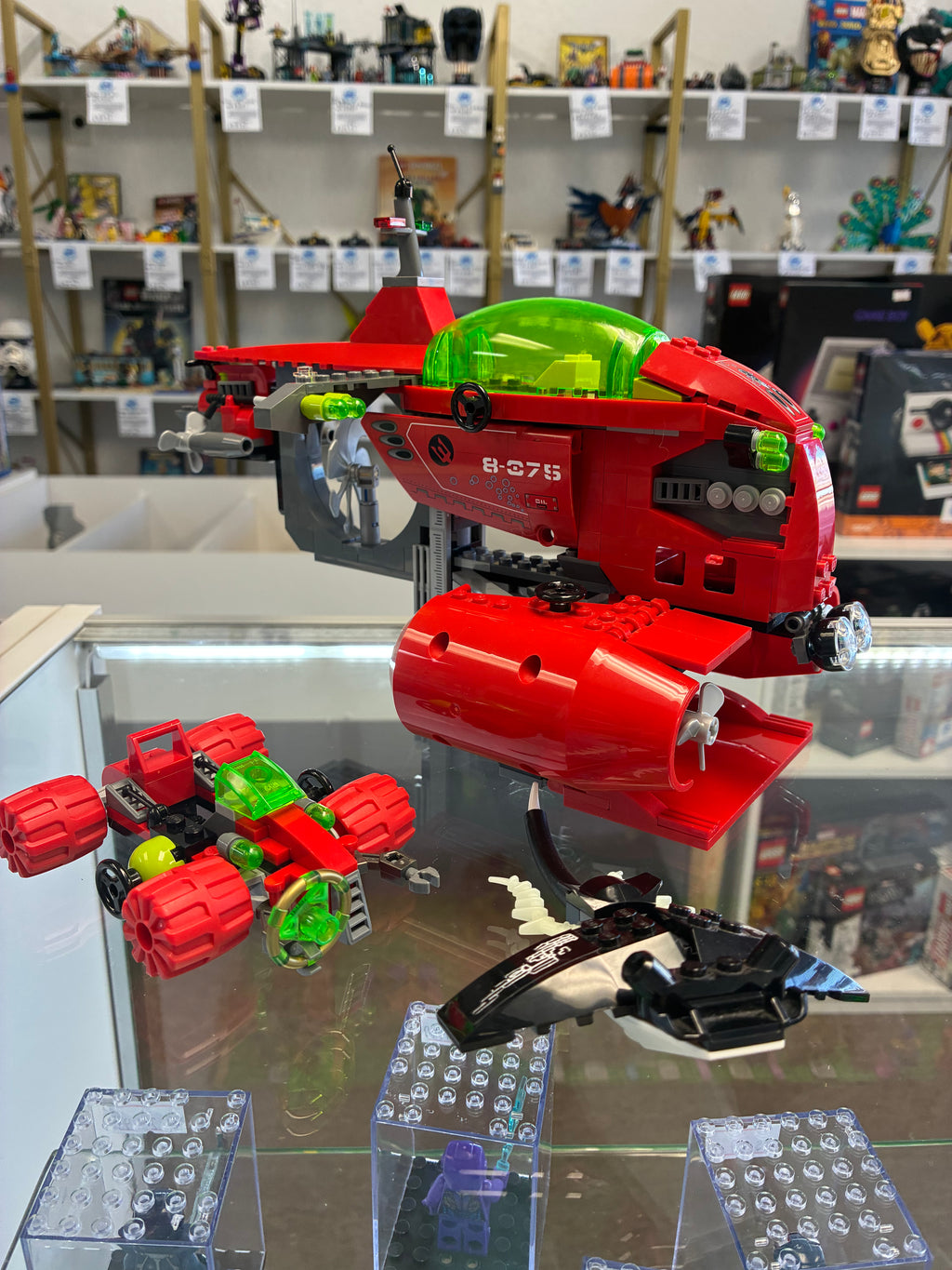 8075 Atlantis Neptune Carrier - Used