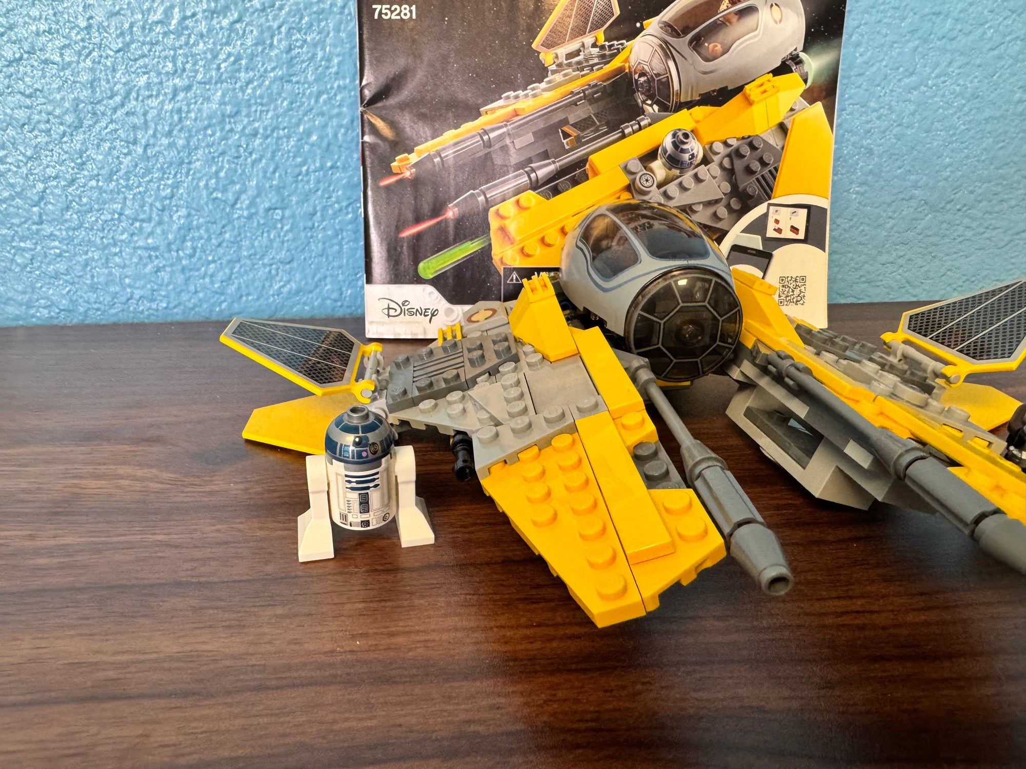 75281 Anakin’s Jedi Interceptor - Used