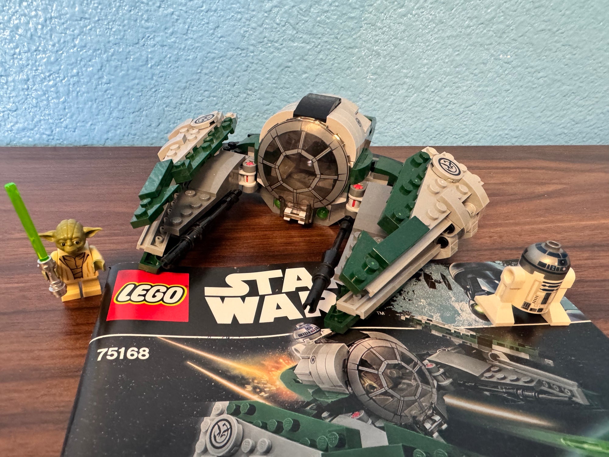 75168 Yoda’s Starfighter - Used