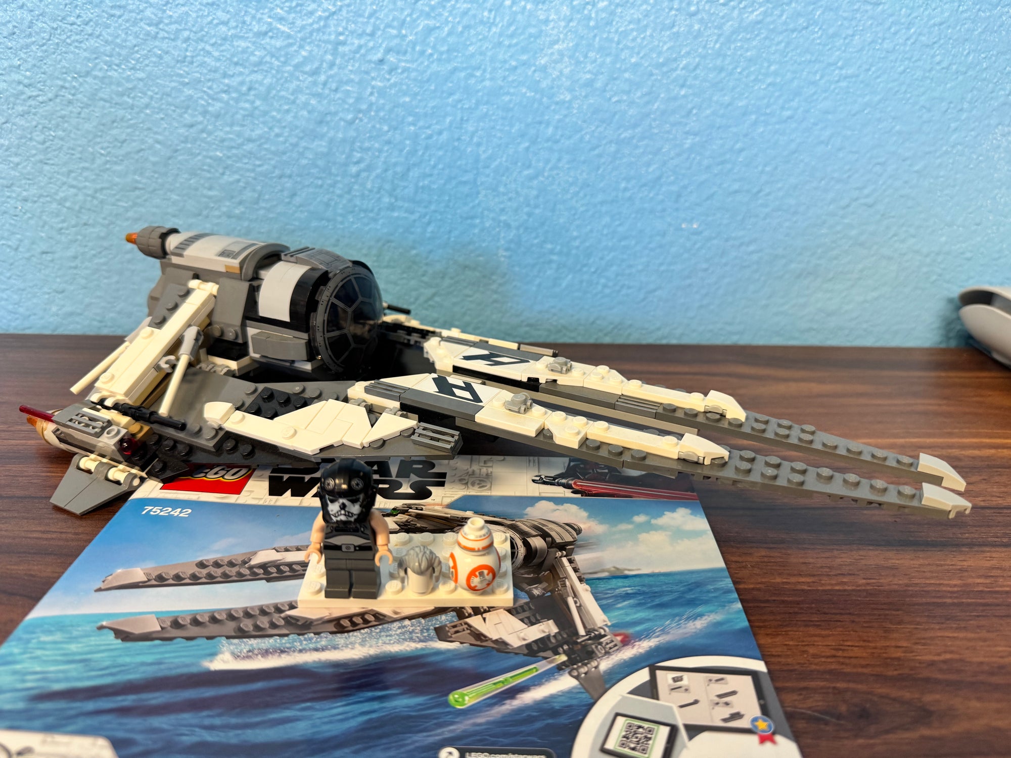 75242 Black Ace Tie Interceptor - Used