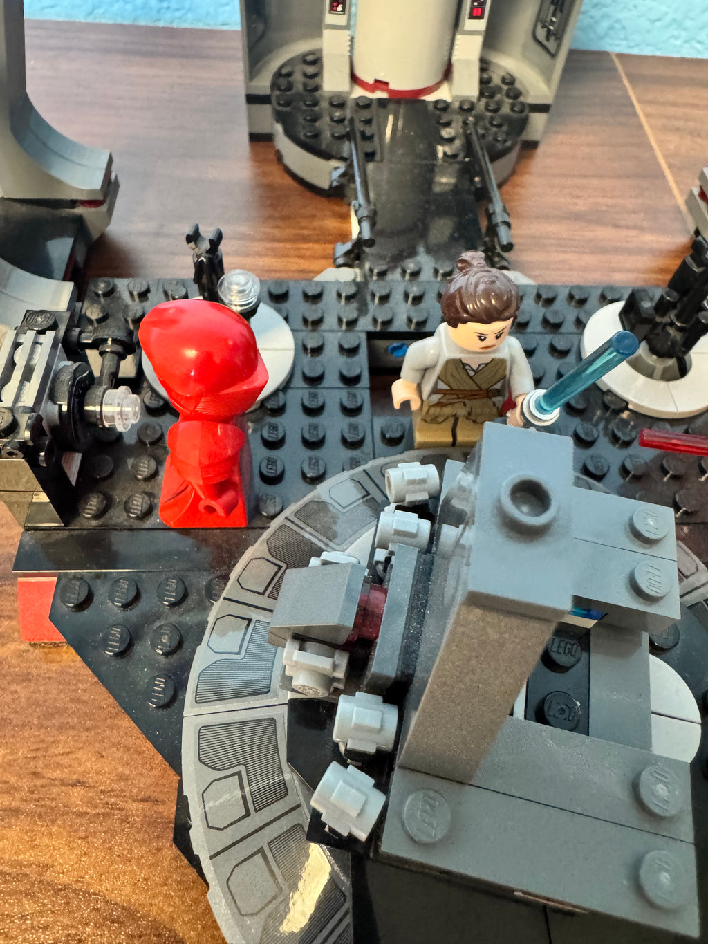 75216 Snoke’s Throne Room *NO SNOKE FIG* - Used