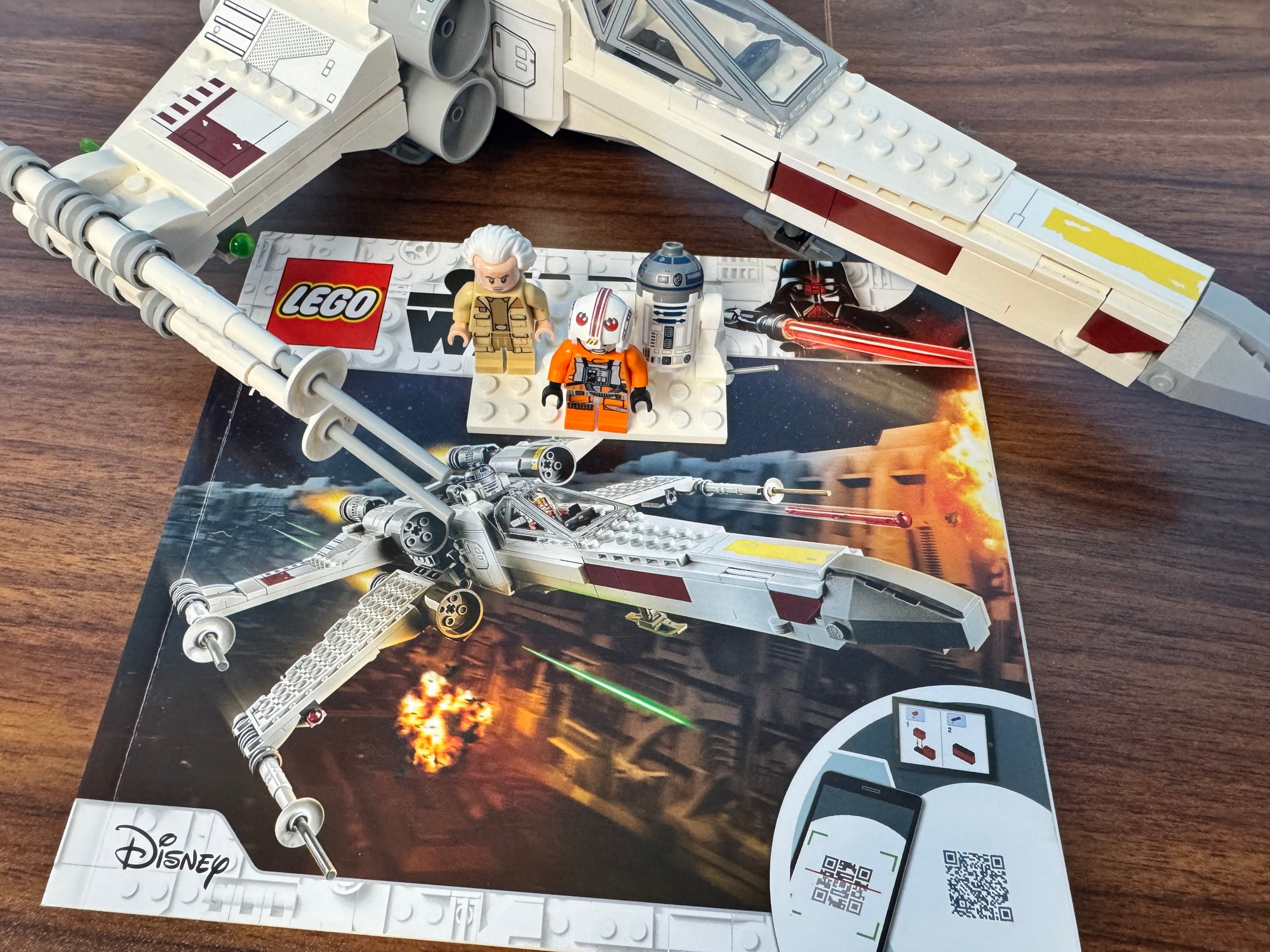 75301 Luke Skywalker’s X-Wing Fighter *MISSING 1 FIG* - Used