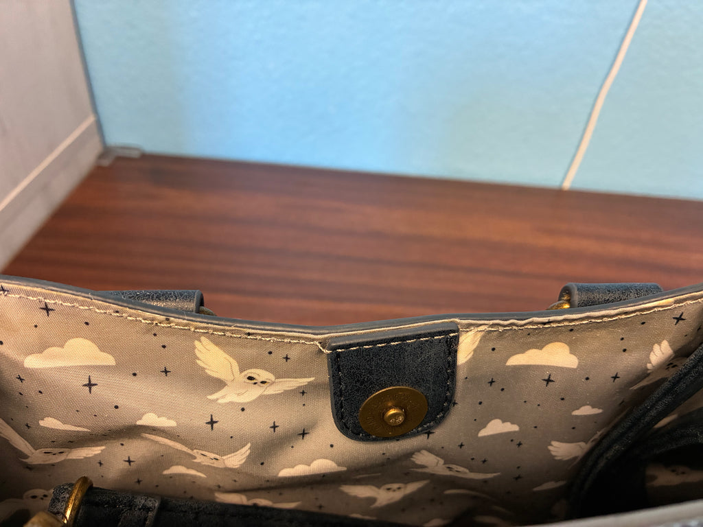 Harry Potter Hogwarts Castle Loungefly Purse - Used