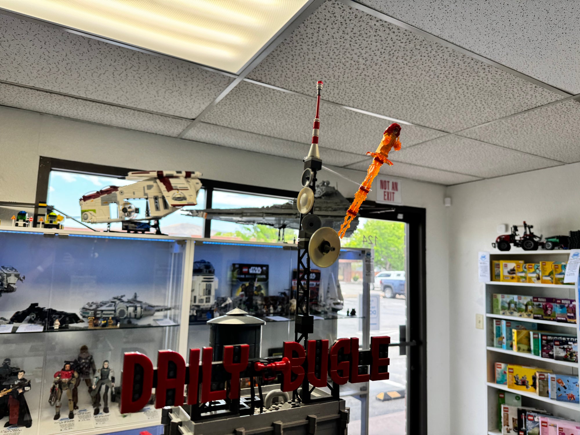 76178 The Daily Bugle - Used