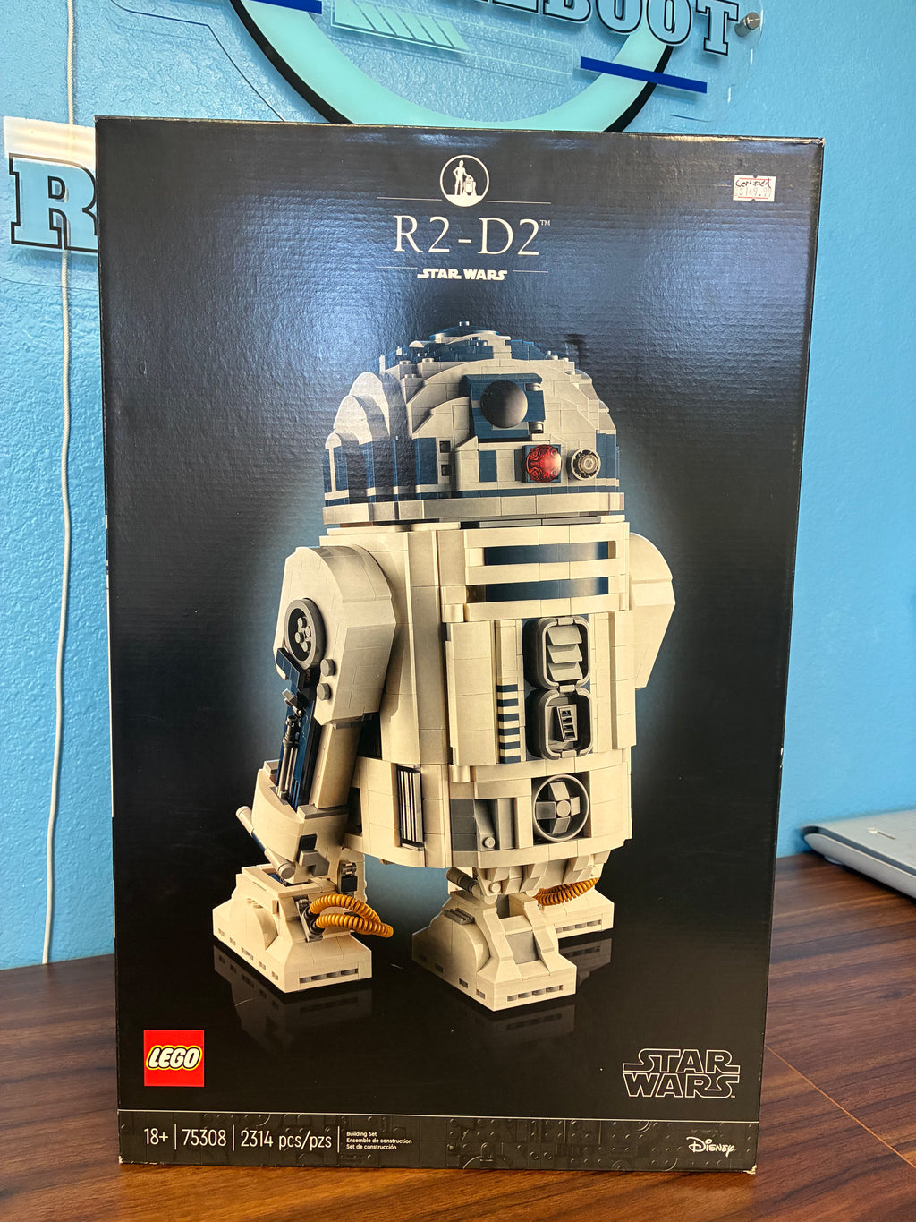 75308 Star Wars: R2-D2 - Certified