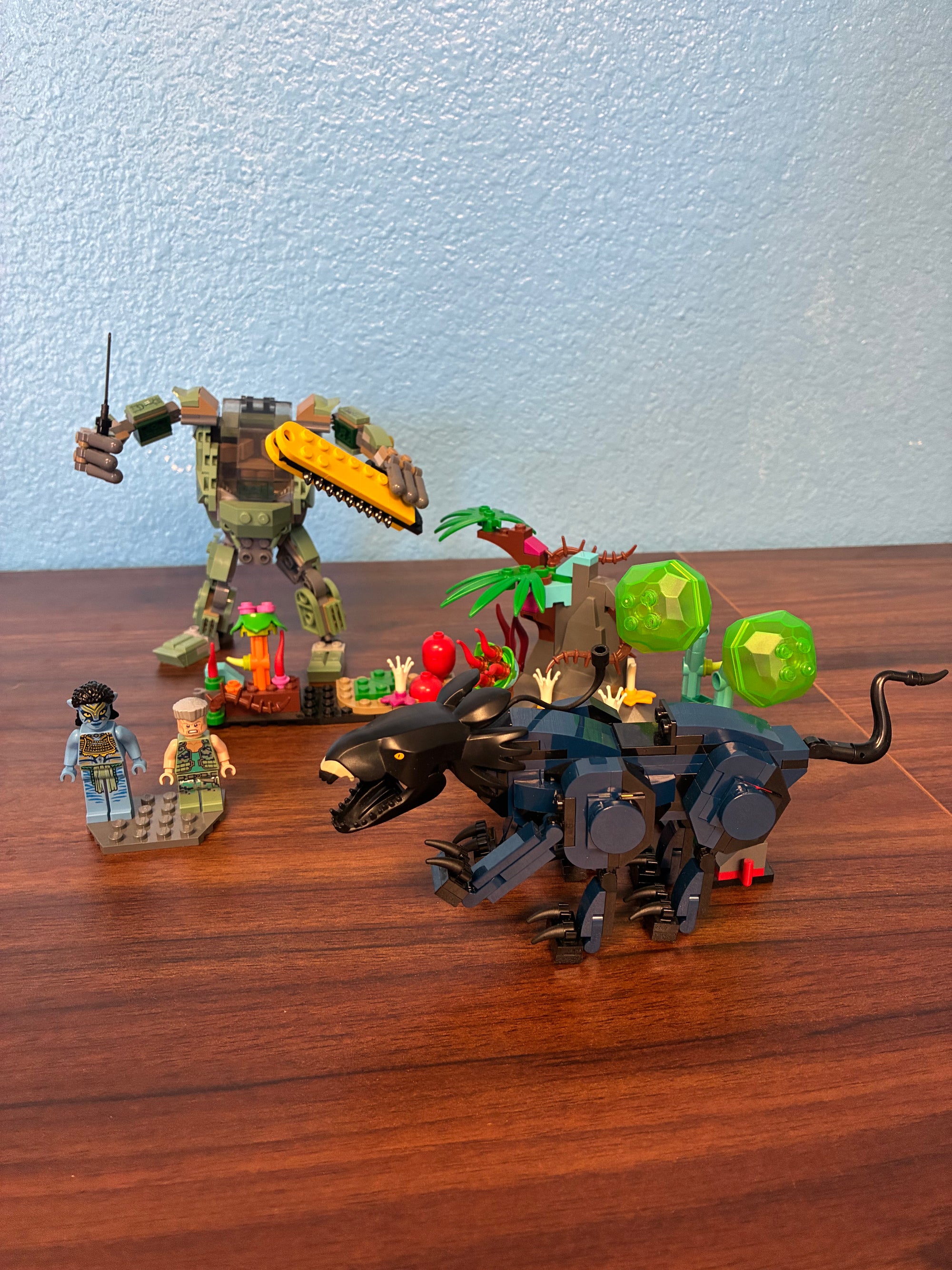 75571 Avatar: Neytiri & Thanator vs. AMP suit Quaritch