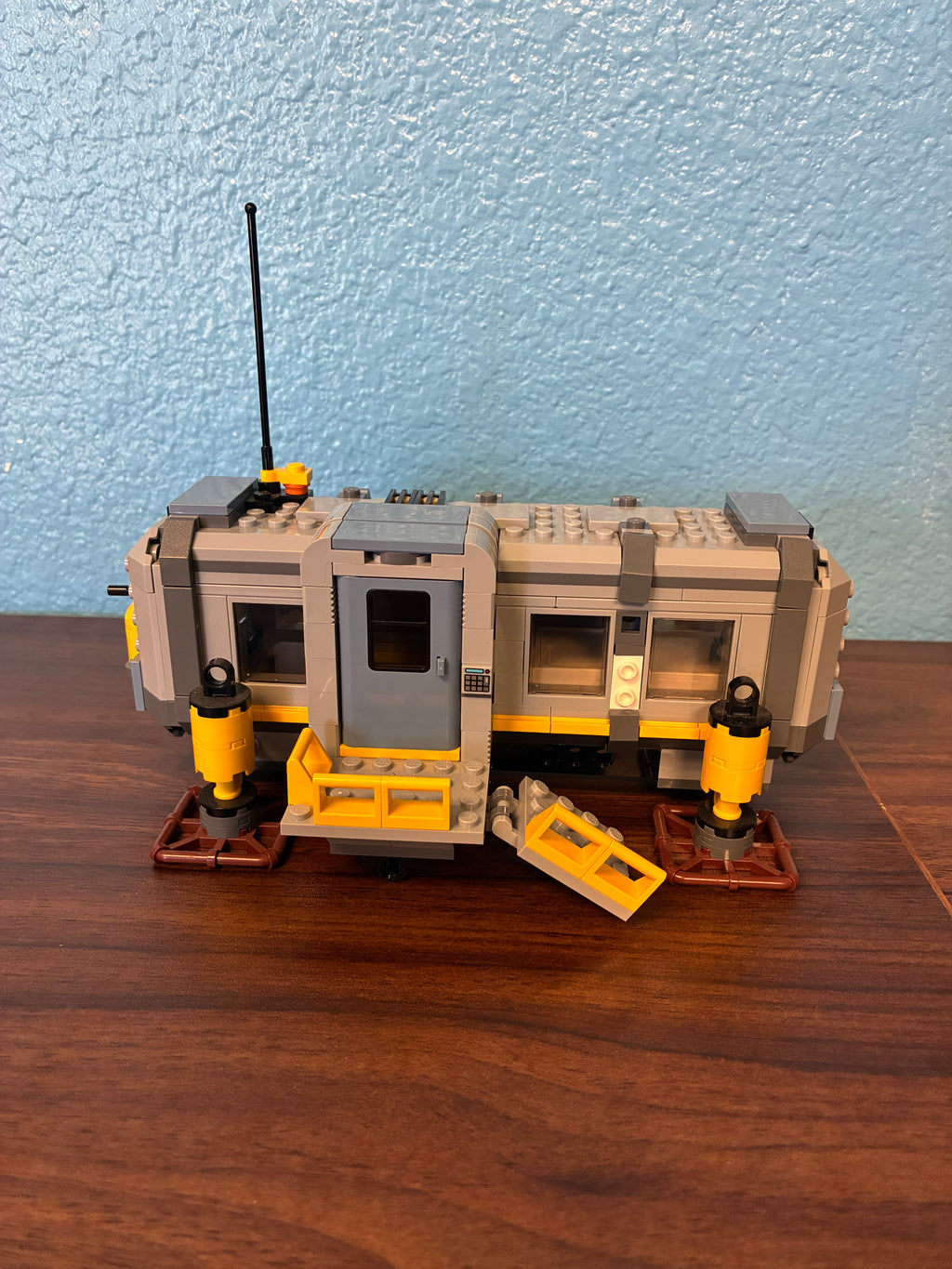 75573 Floating Mountains : Site 26 & RDA Samson - Used