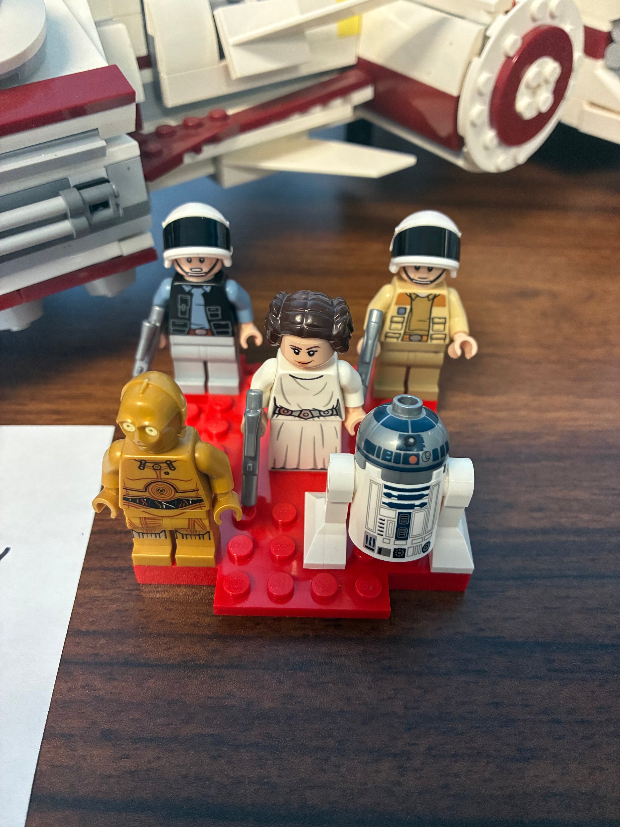 75244 - Star Wars Tantive IV *MISSING 1 FIG* - Used