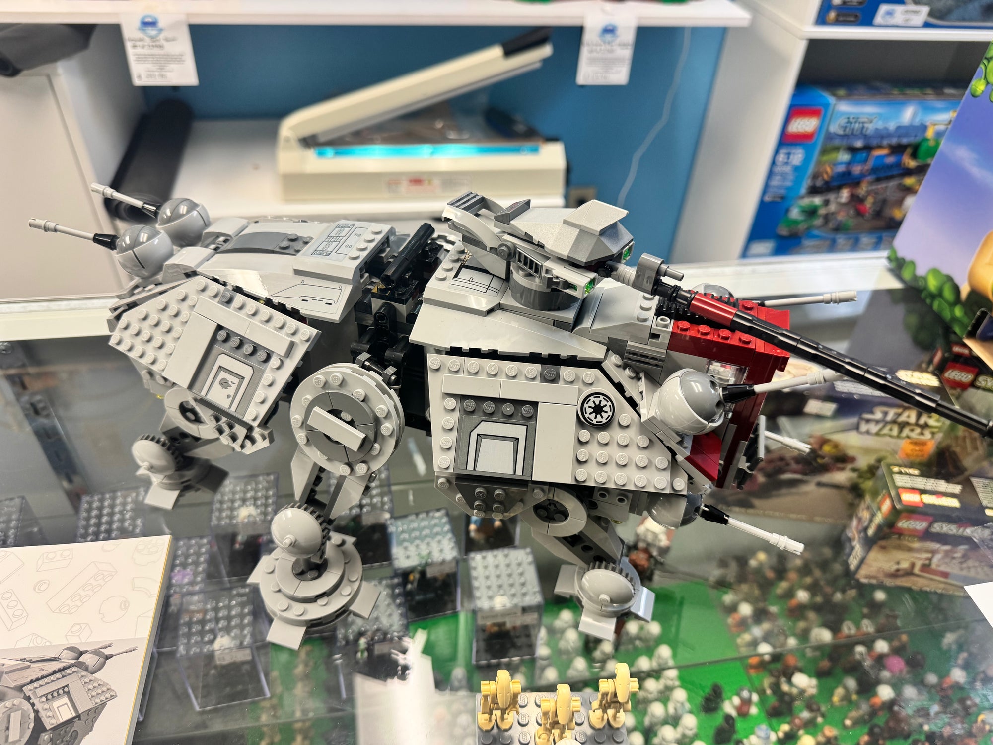 75337 Star Wars AT-TE *MISSING 4 Figs plus Spider droid* - Used